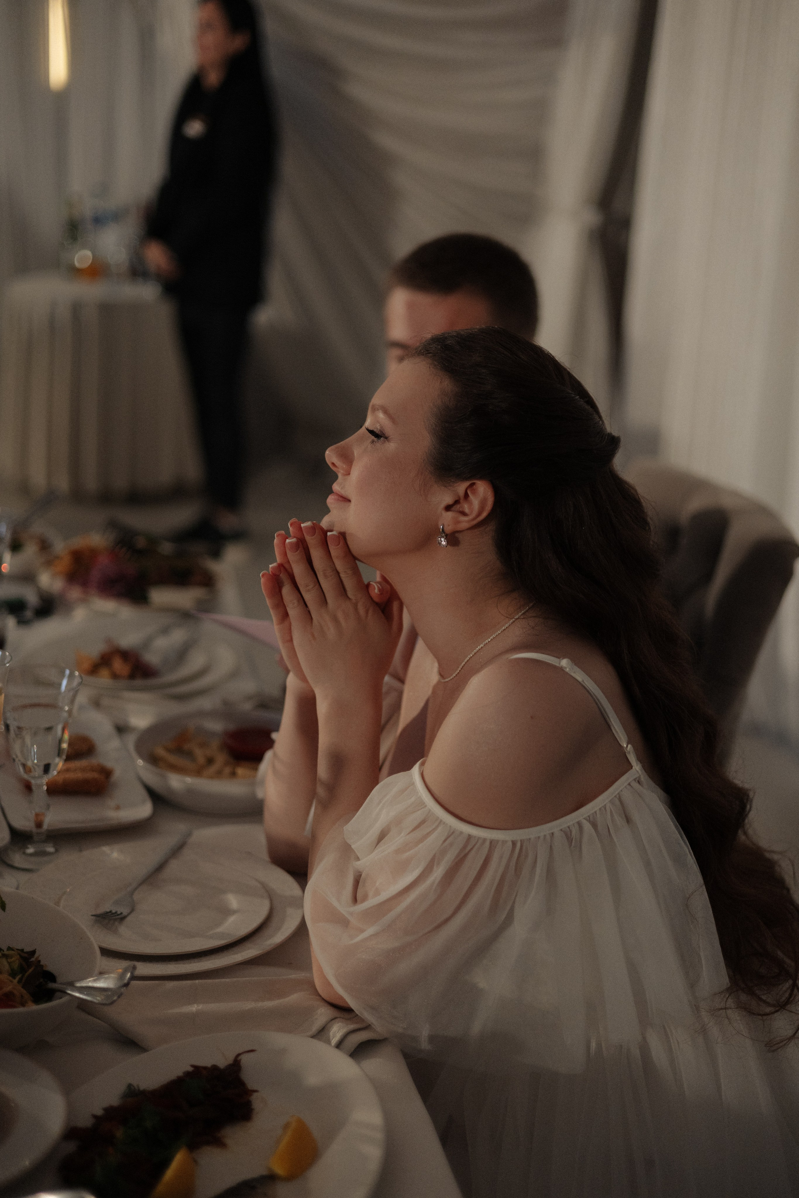 Аня и Саша. Свадьба в Юдино парк. Свадебный и портретный фотограф в Москве Анастасия Масюк