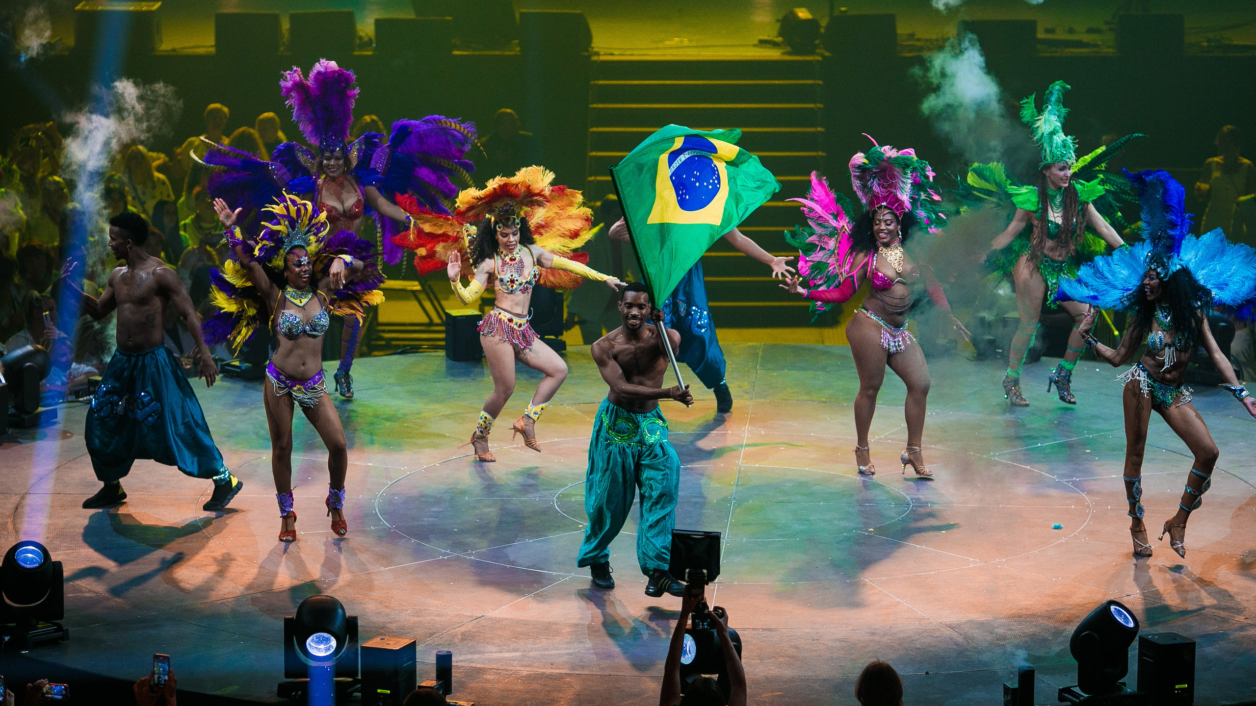 Фотосъемка корпоратива «Ночь парикмахера 2022» для компании CD. Репортажный фотограф Борис Геер