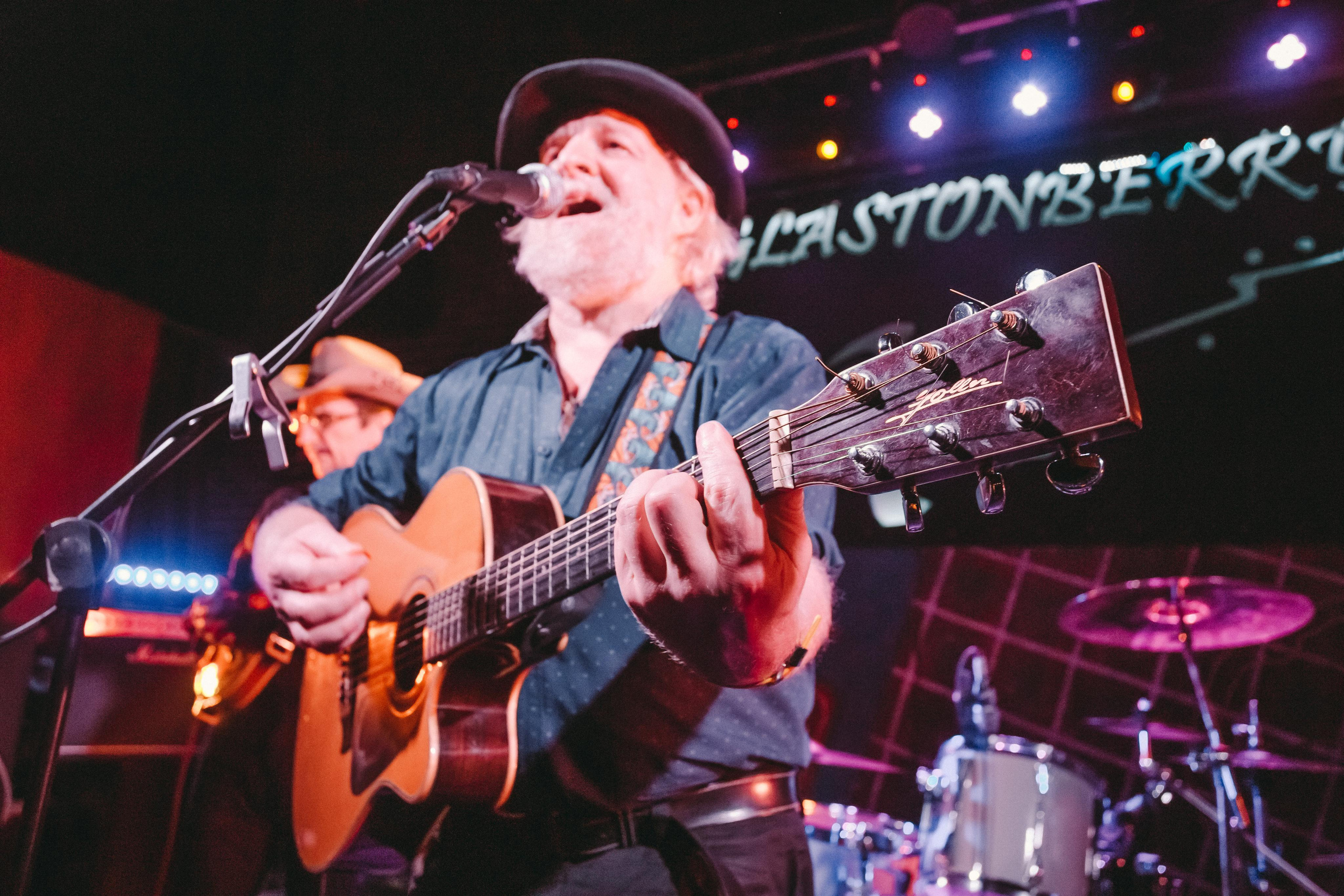 30 января 2021 года группа AZAGRA выступила на 10-летии клуба Glastonberry