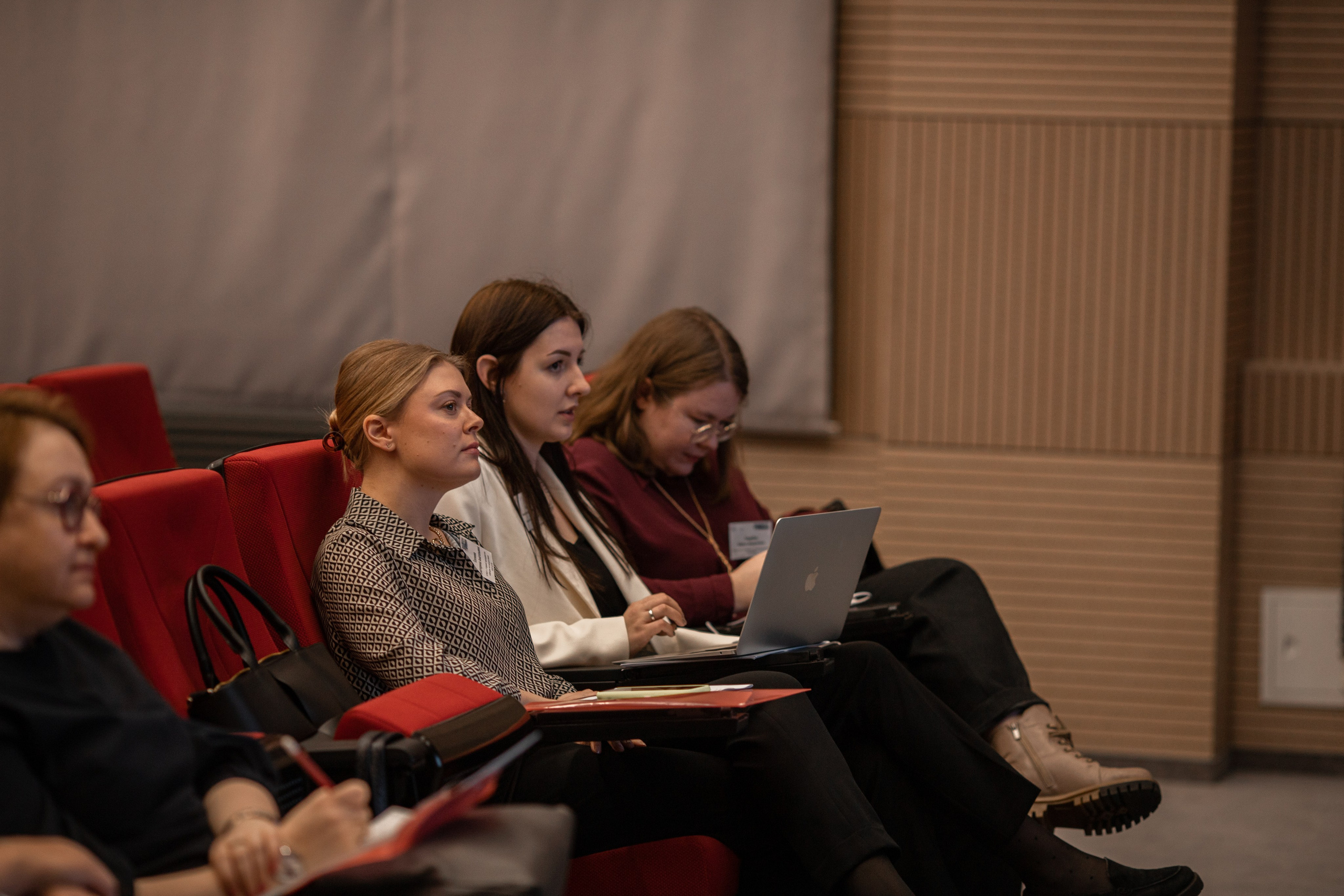 Международная Конференция МГПУ | Обучение Китайскому Языку. Фотограф брендов и бизнеса в Москве Алексей Сентюрин