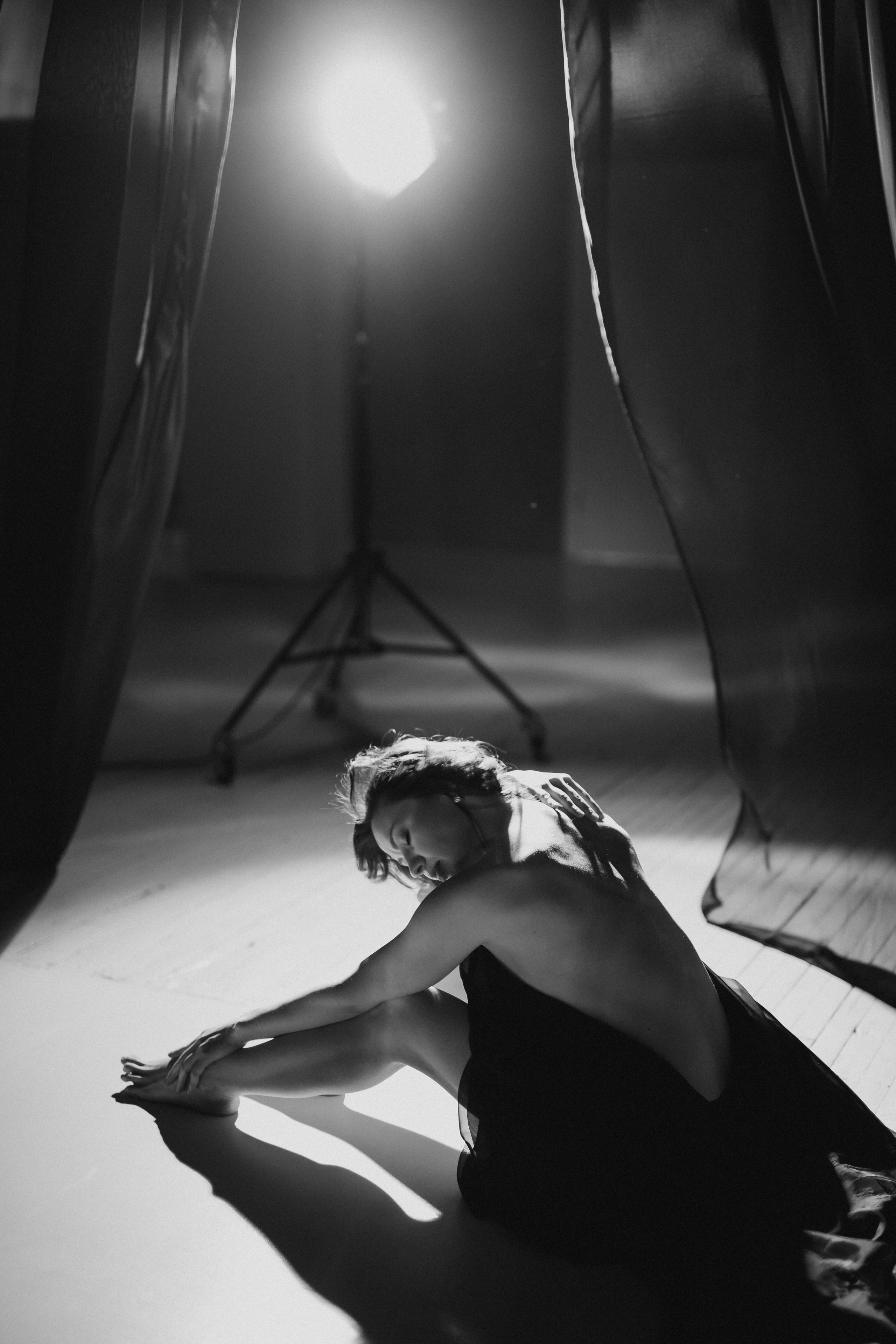 Галия в студии ню. Креативный и женский Фотограф Омске Наталья Лебедева