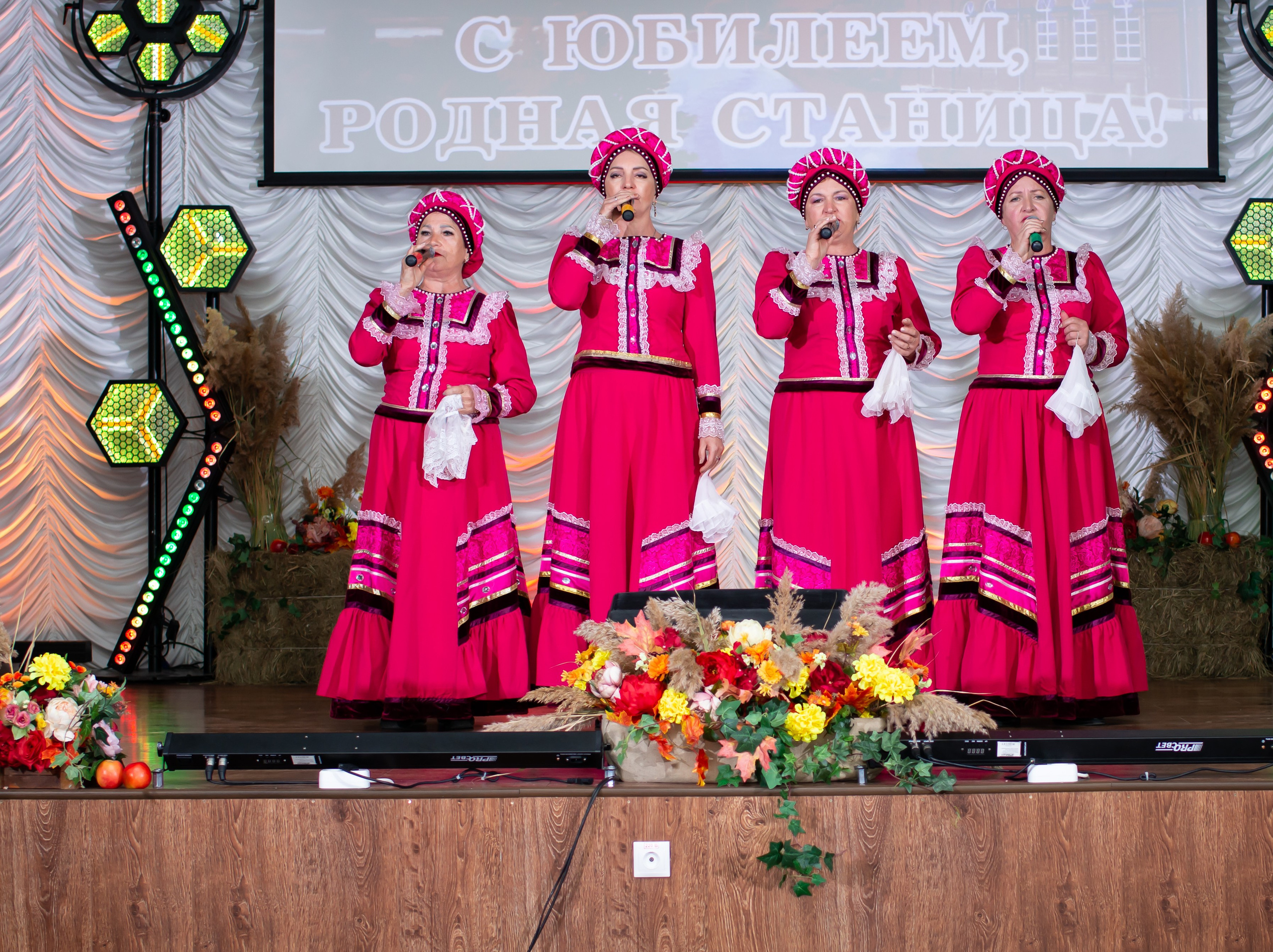 320-летие ст. Кривянской_МБОУ СОШ 72_13.10.2025. Фотограф_Юлия Симонова