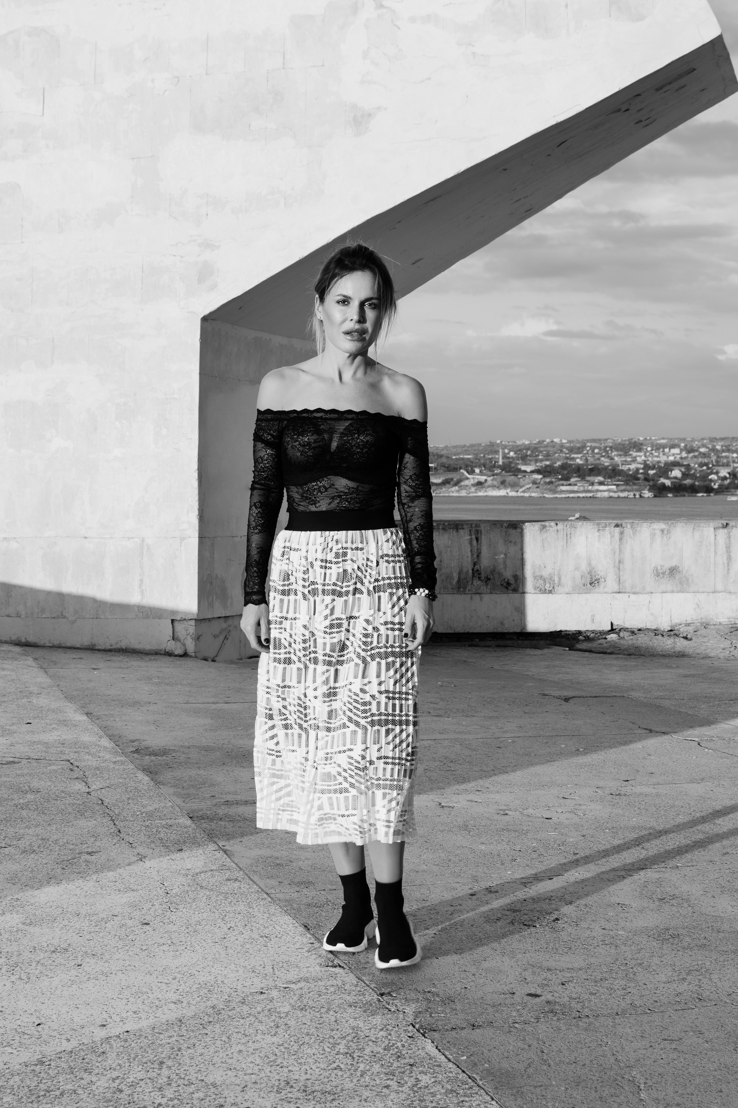 фотограф Севастополь, фотограф в Севастополе, черно-белый портрет, портретная фотосессия, фотосессия Севастополь, фотосессия в Севастополе, женский портрет, контент съемка, фотопрогулка Севастополь, стоимость фотосессии Севастополь, фотосессияСевастополь цена, хороший фотограф в Севастополе