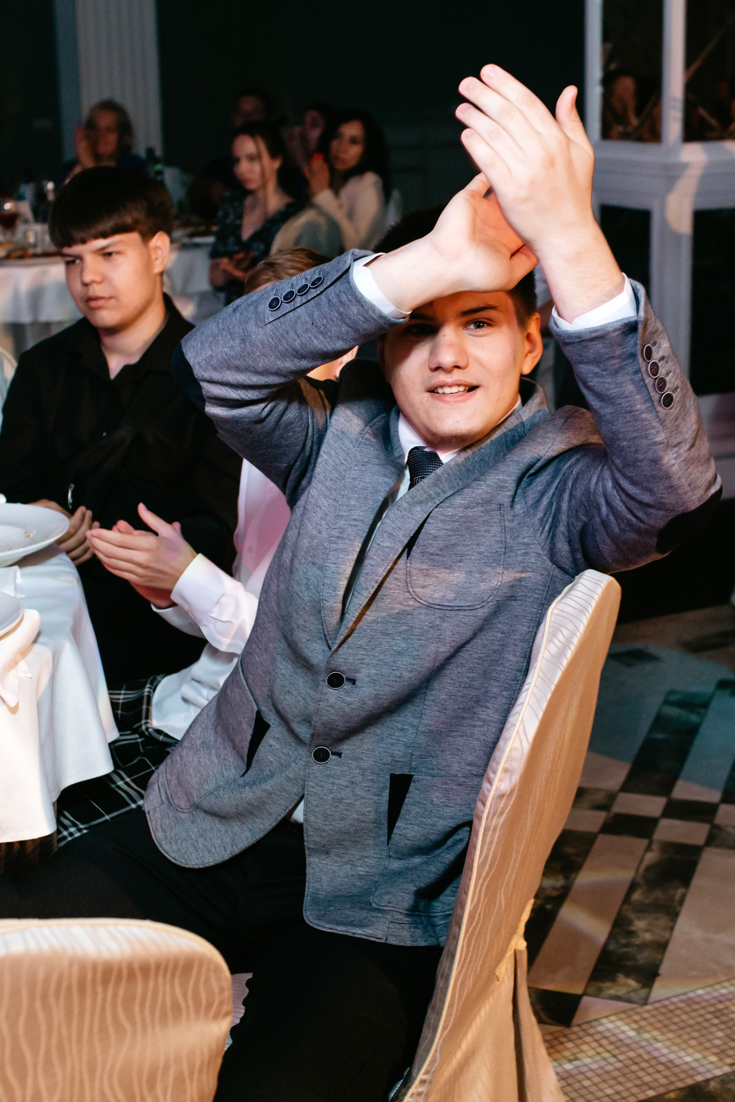 Выпускной 2025 (9класс) 124 школа. Фотограф в Челябинске Ополихина Анна