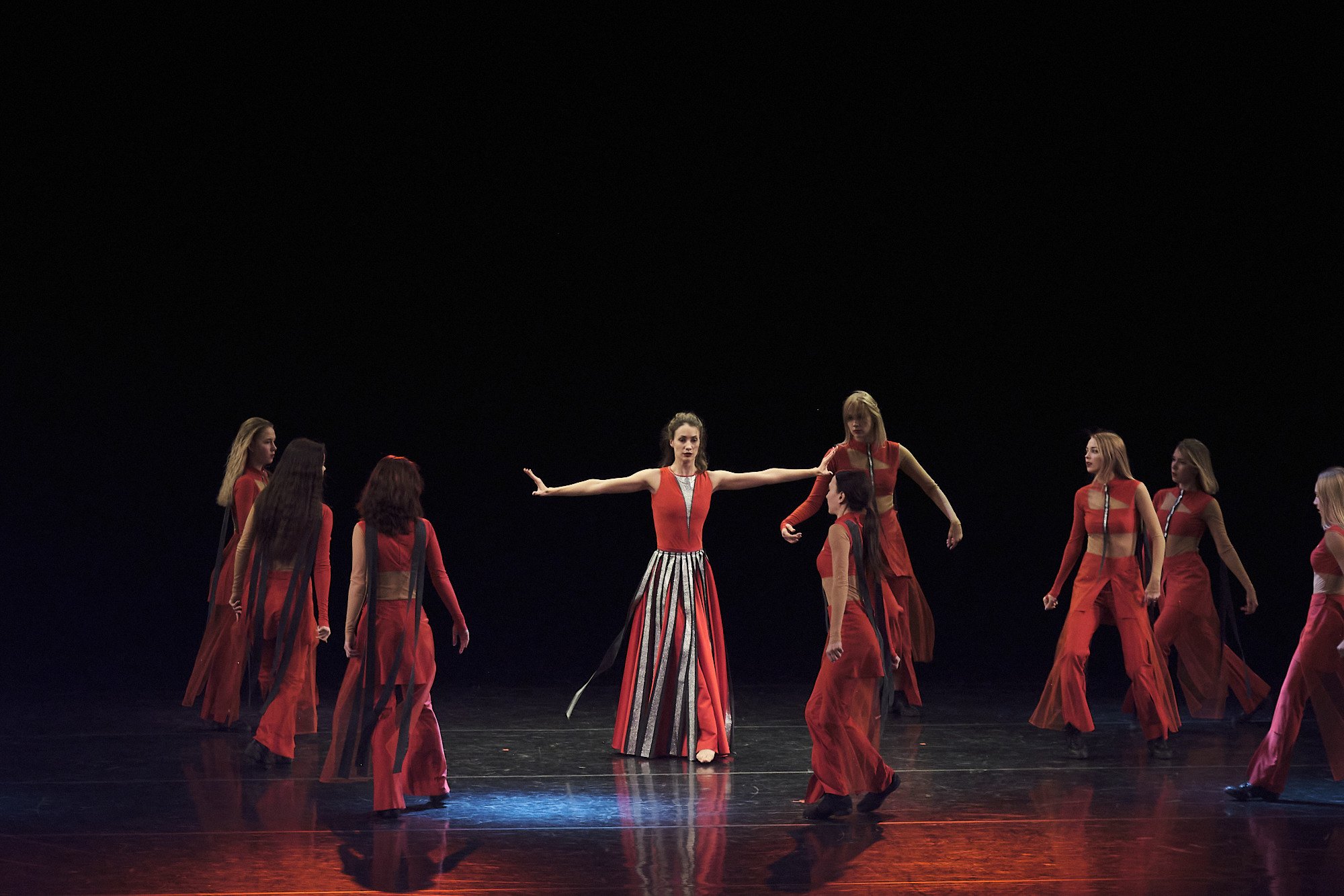 Узники времени, Свободный балет Терешкина