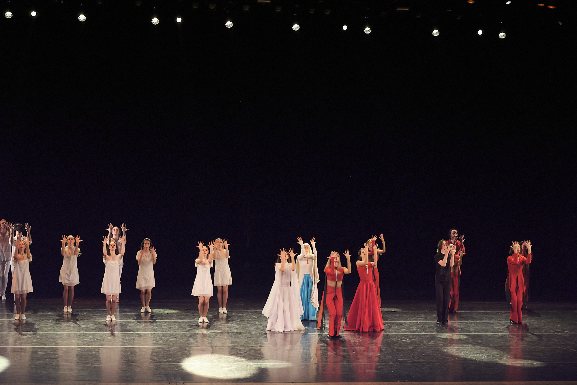 Узники времени, Свободный балет Терешкина