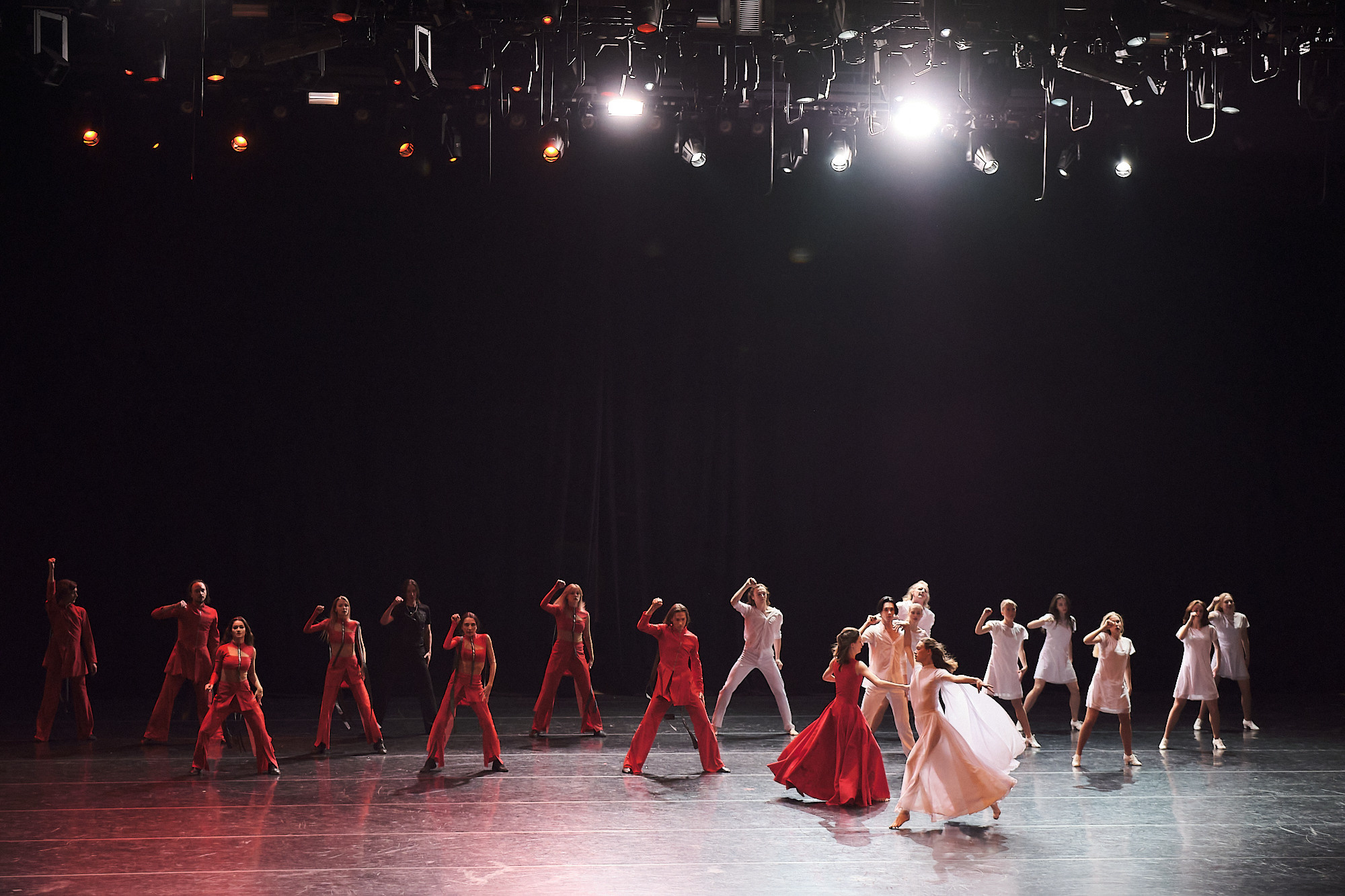 Узники времени, Свободный балет Терешкина