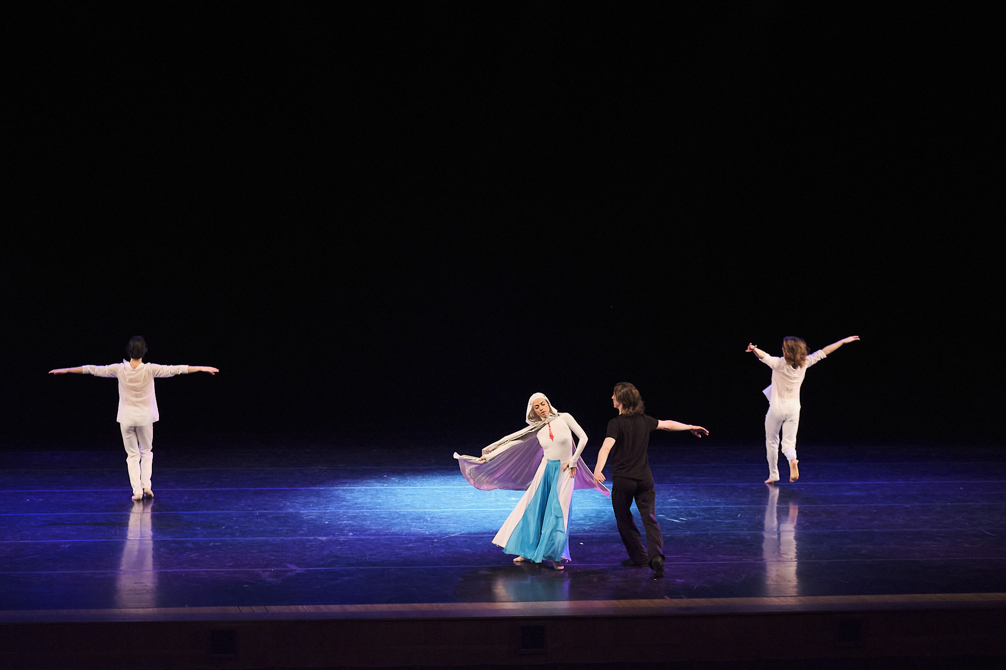 Узники времени, Свободный балет Терешкина