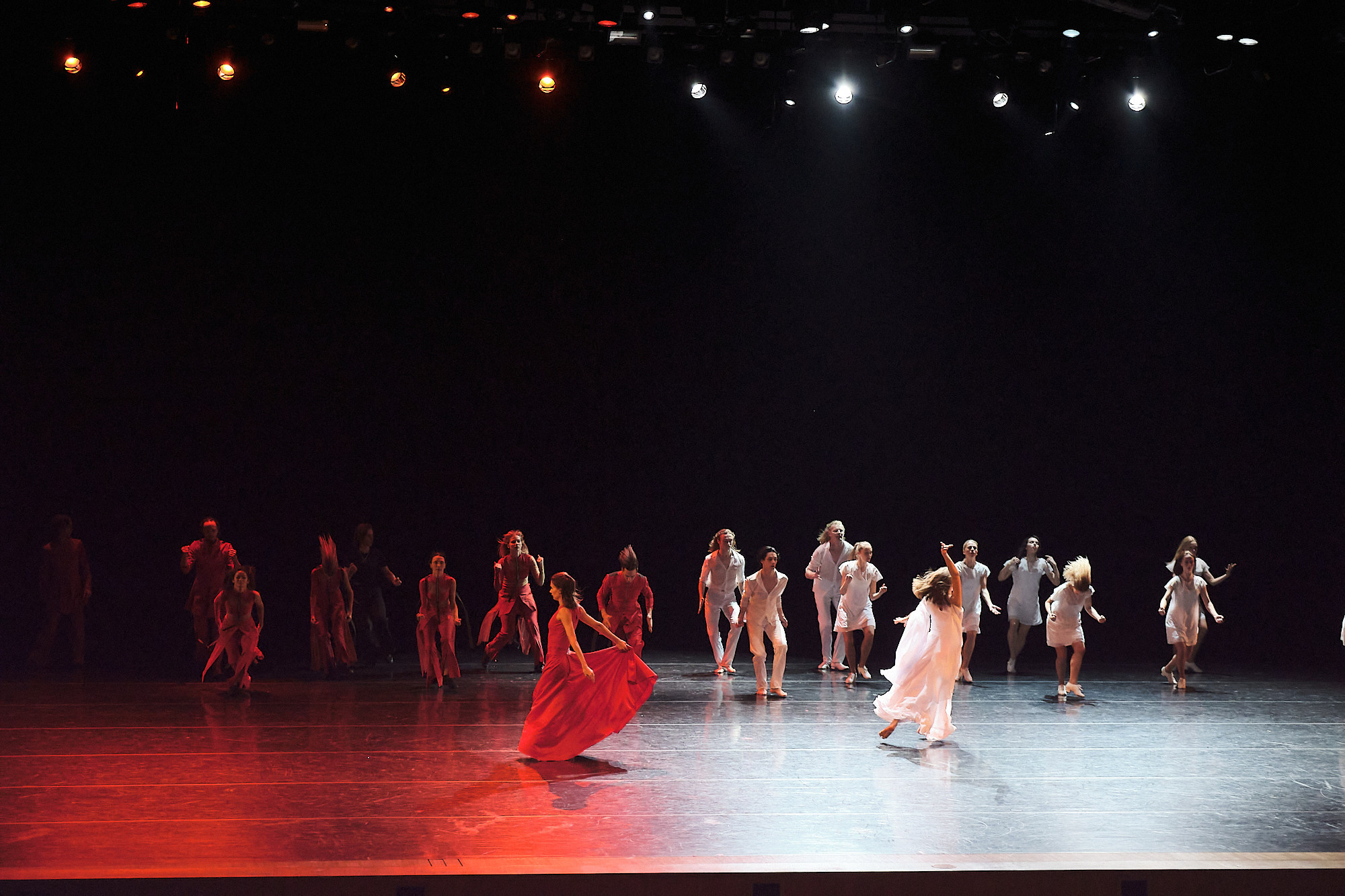 Узники времени, Свободный балет Терешкина