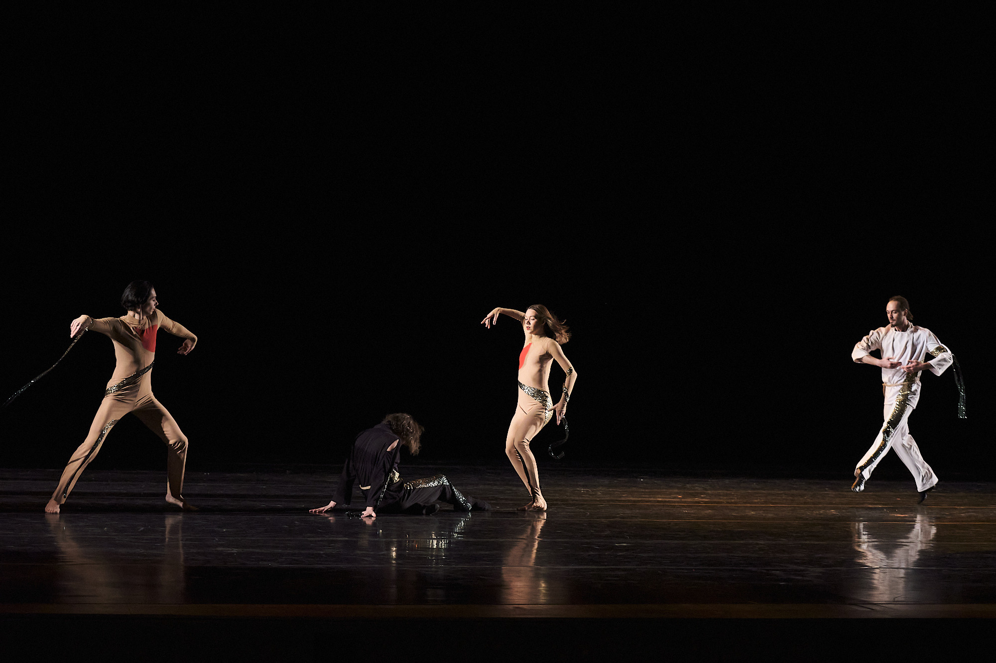 Узники времени, Свободный балет Терешкина