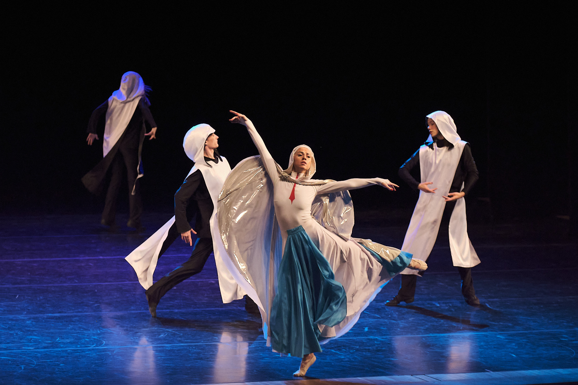 Узники времени, Свободный балет Терешкина