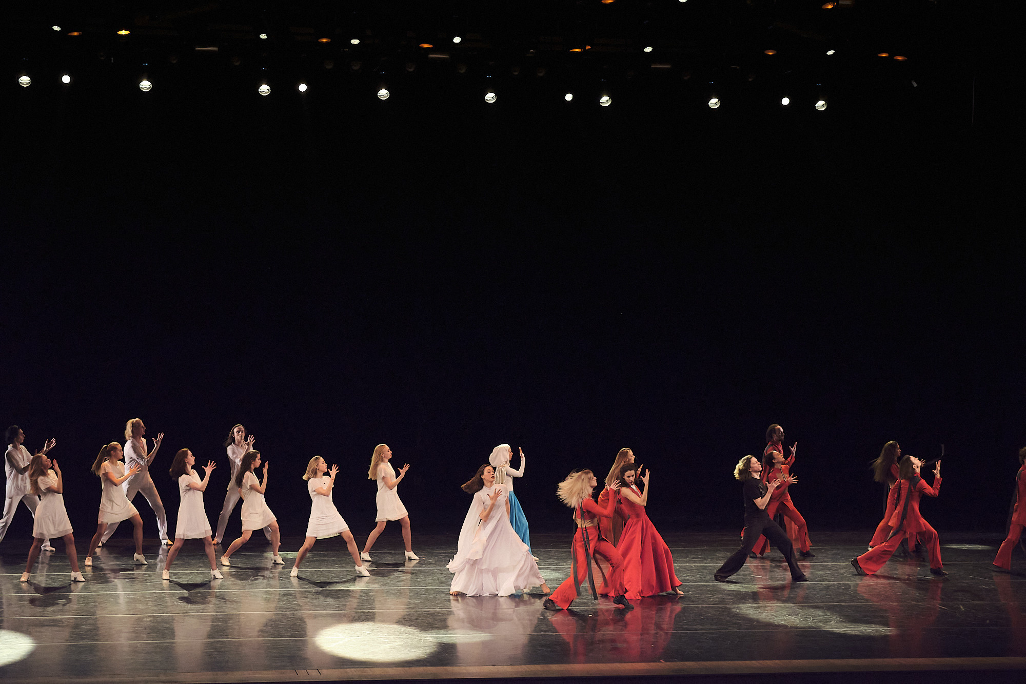 Узники времени, Свободный балет Терешкина