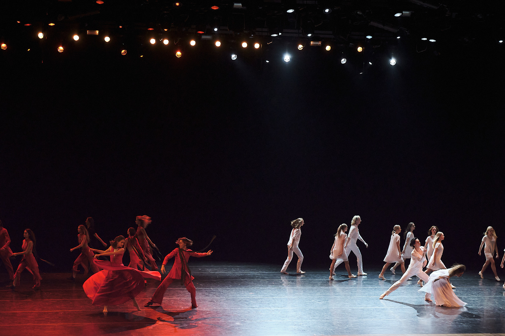 Узники времени, Свободный балет Терешкина