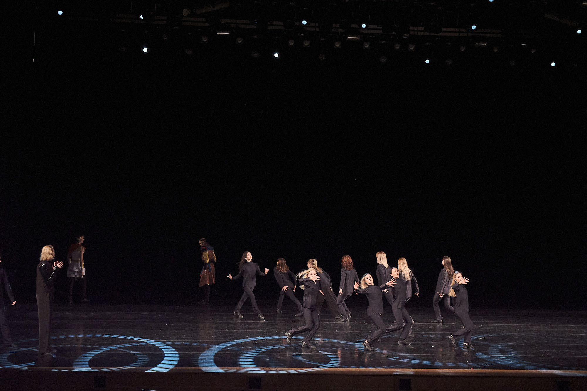 Узники времени, Свободный балет Терешкина