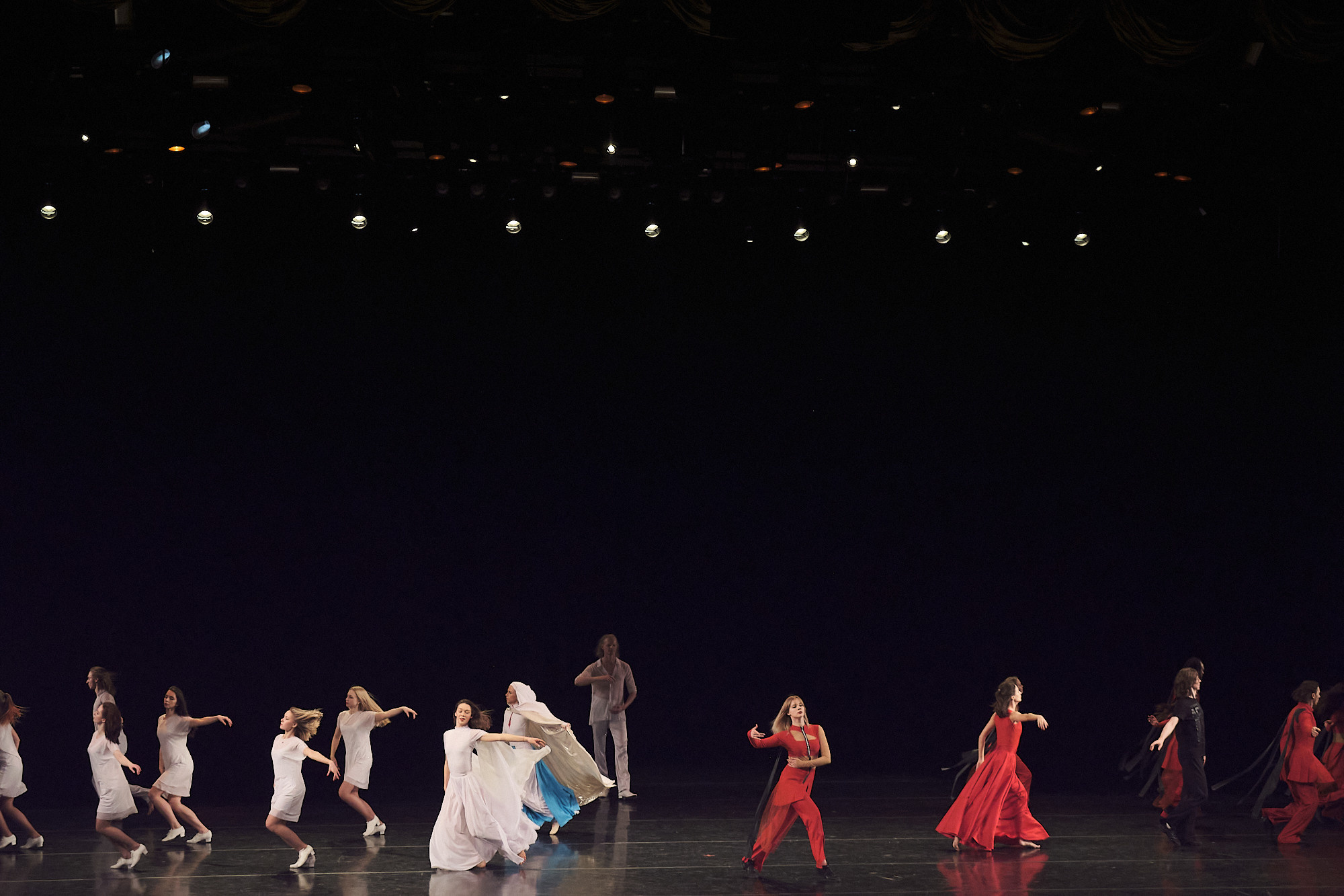 Узники времени, Свободный балет Терешкина