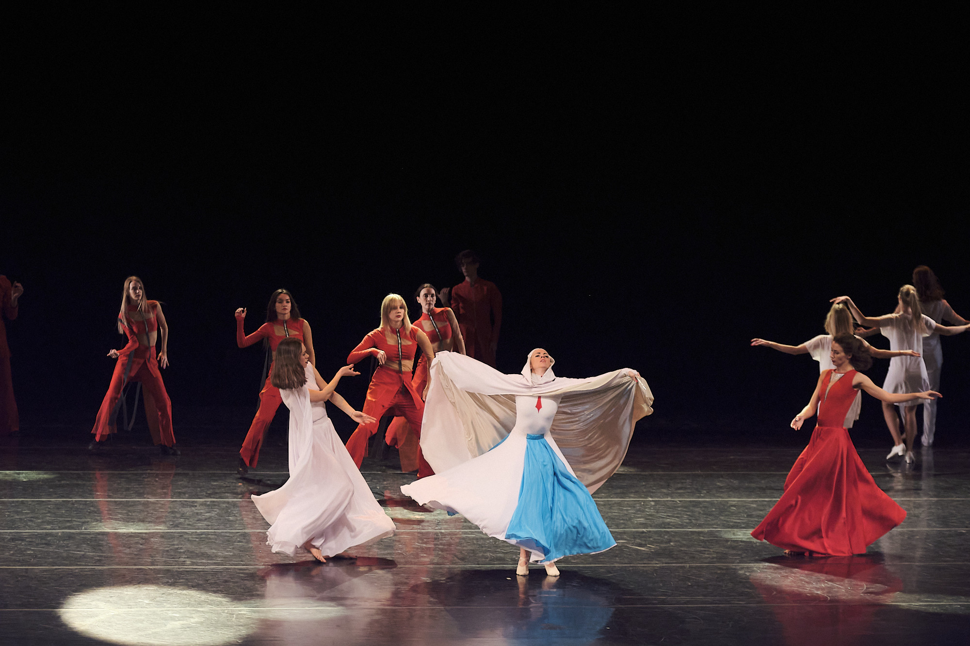 Узники времени, Свободный балет Терешкина