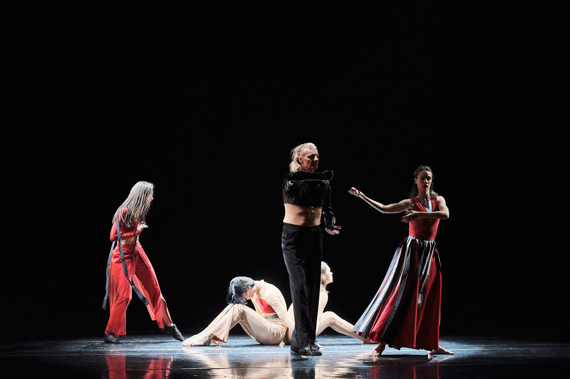 Узники времени, Свободный балет Терешкина