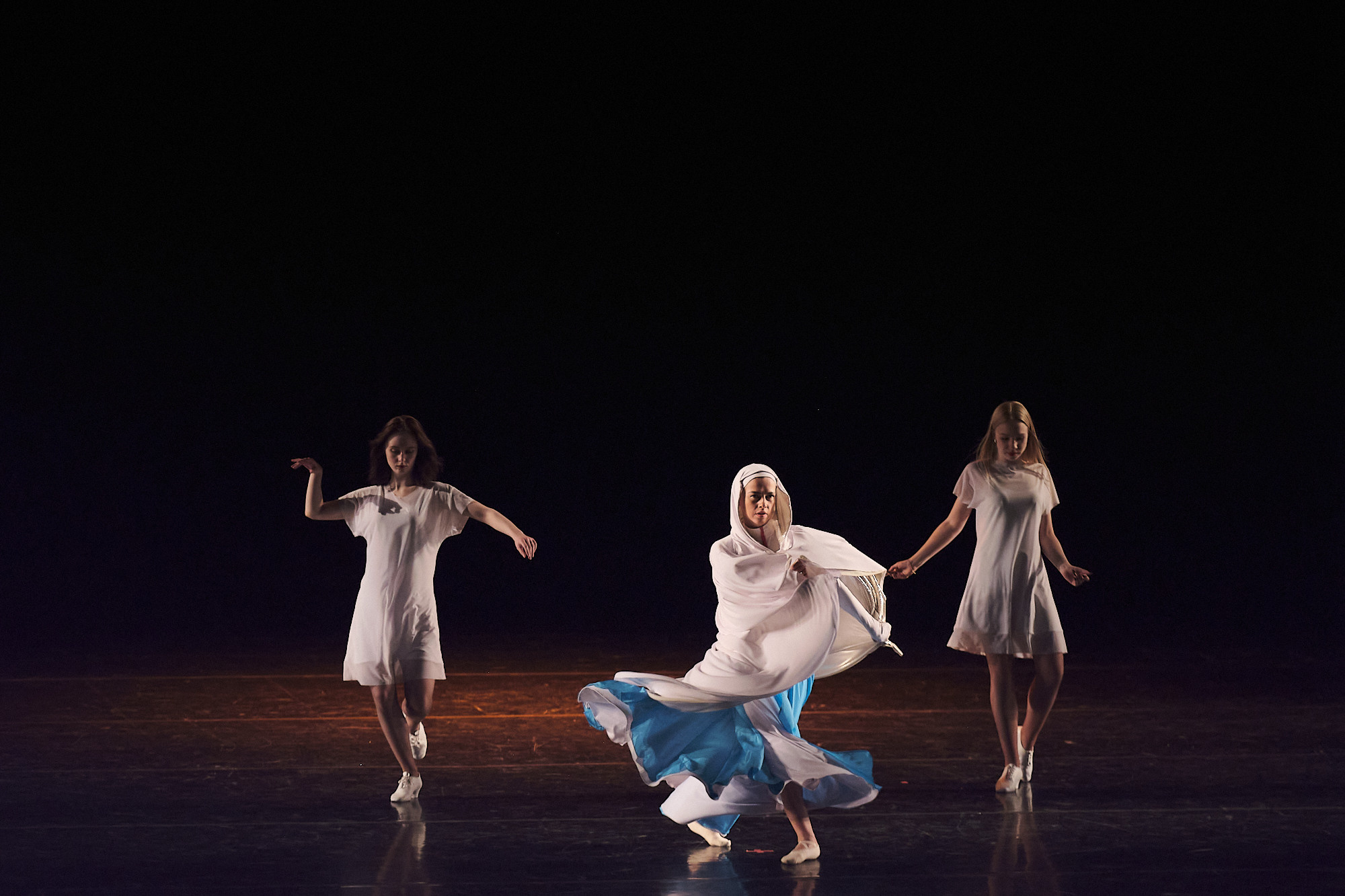 Узники времени, Свободный балет Терешкина