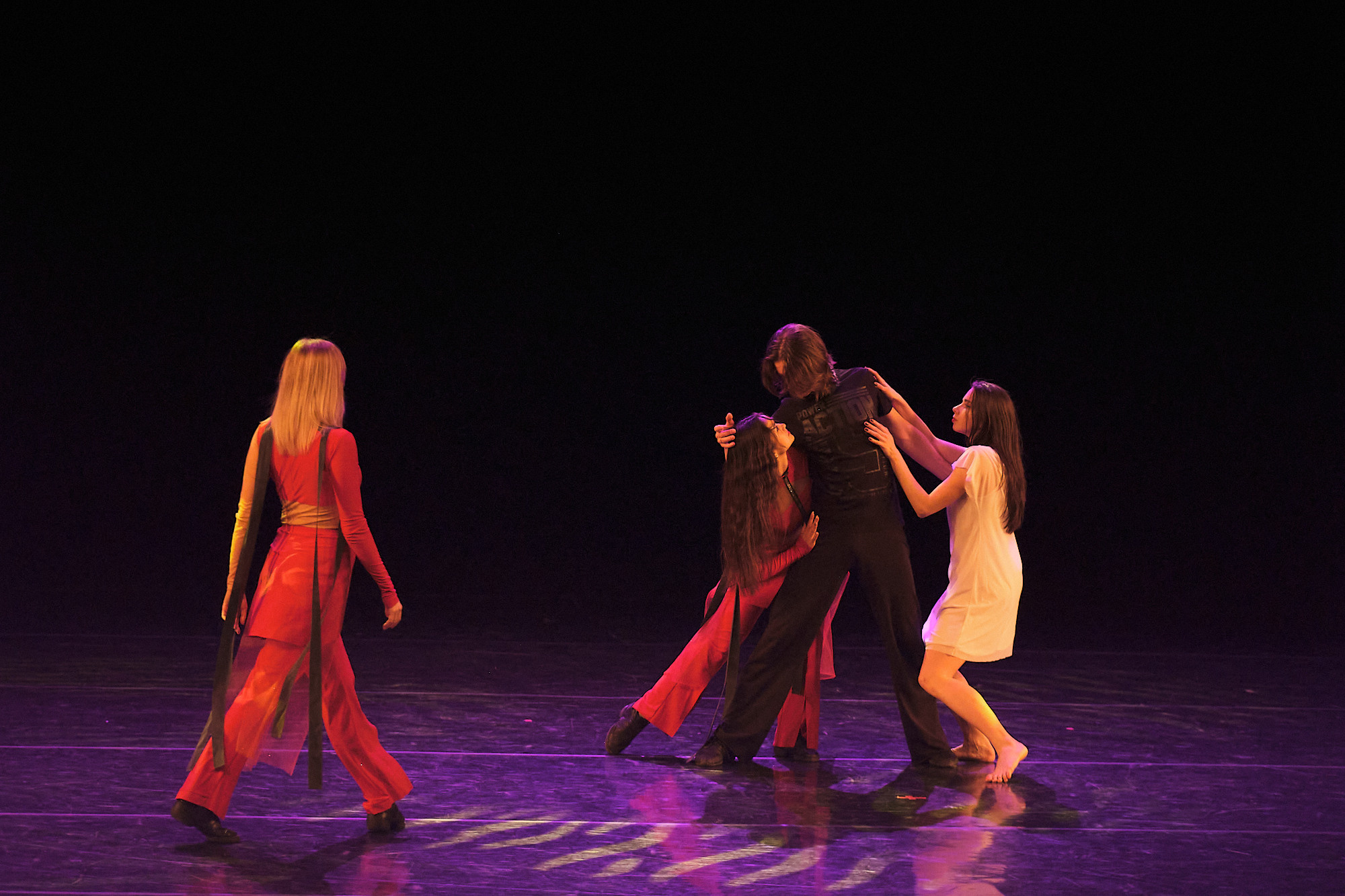 Узники времени, Свободный балет Терешкина