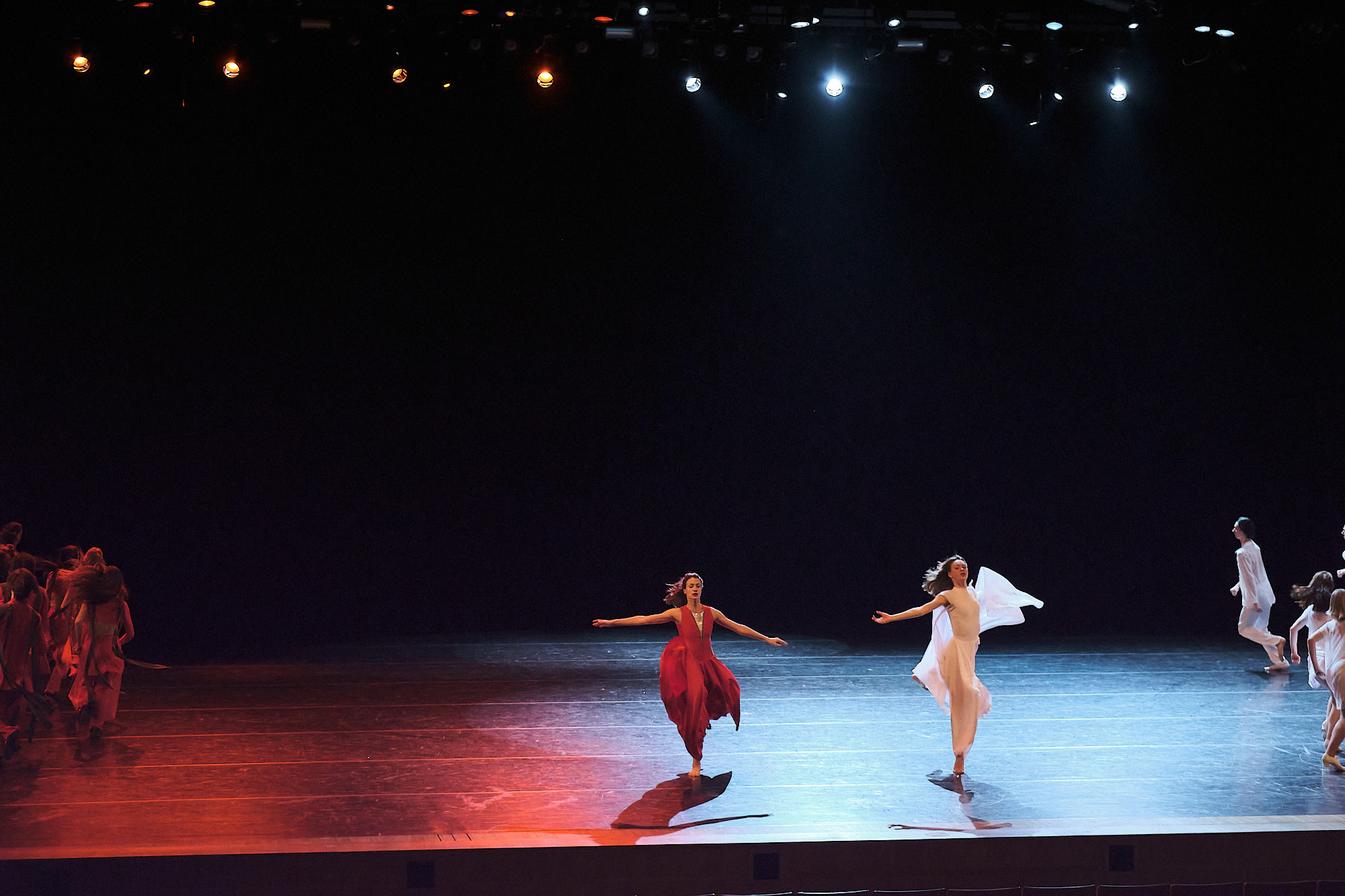 Узники времени, Свободный балет Терешкина