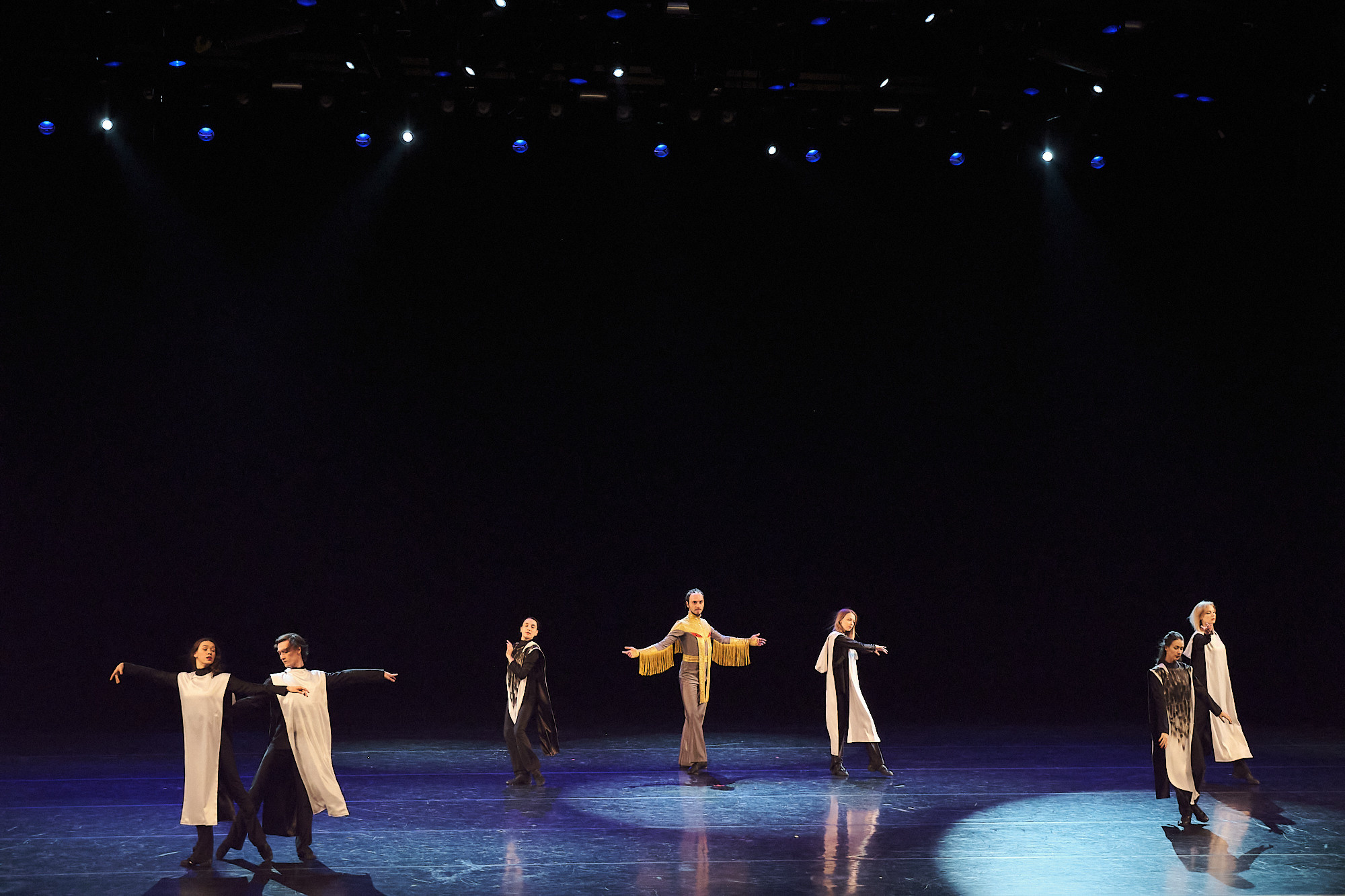 Узники времени, Свободный балет Терешкина