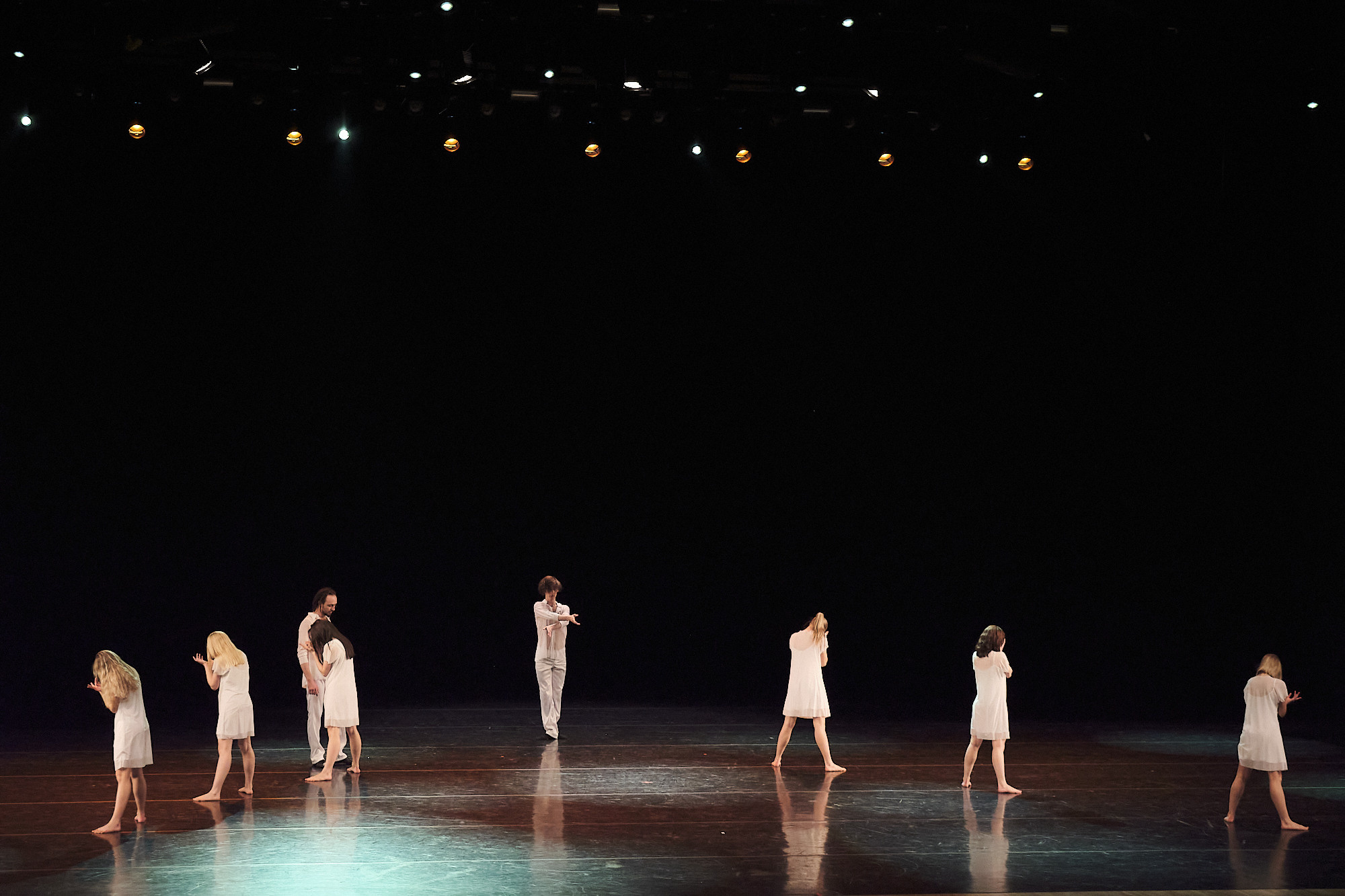 Узники времени, Свободный балет Терешкина