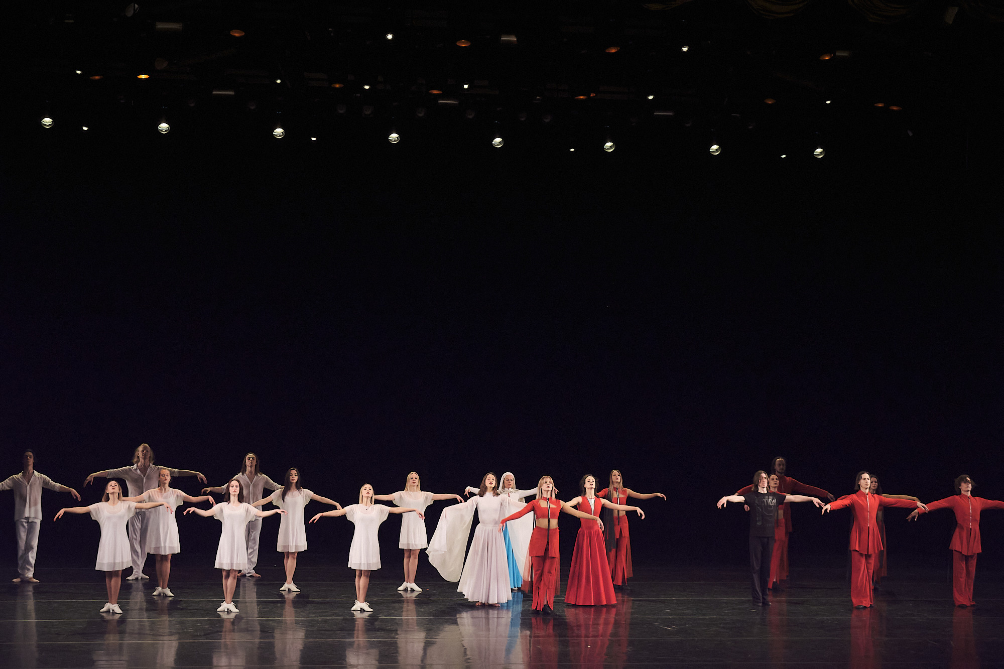 Узники времени, Свободный балет Терешкина