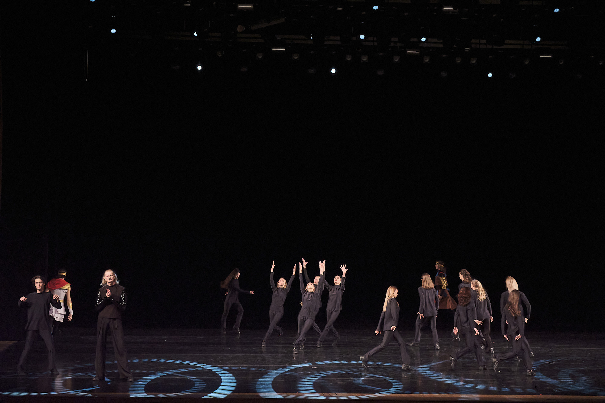 Узники времени, Свободный балет Терешкина