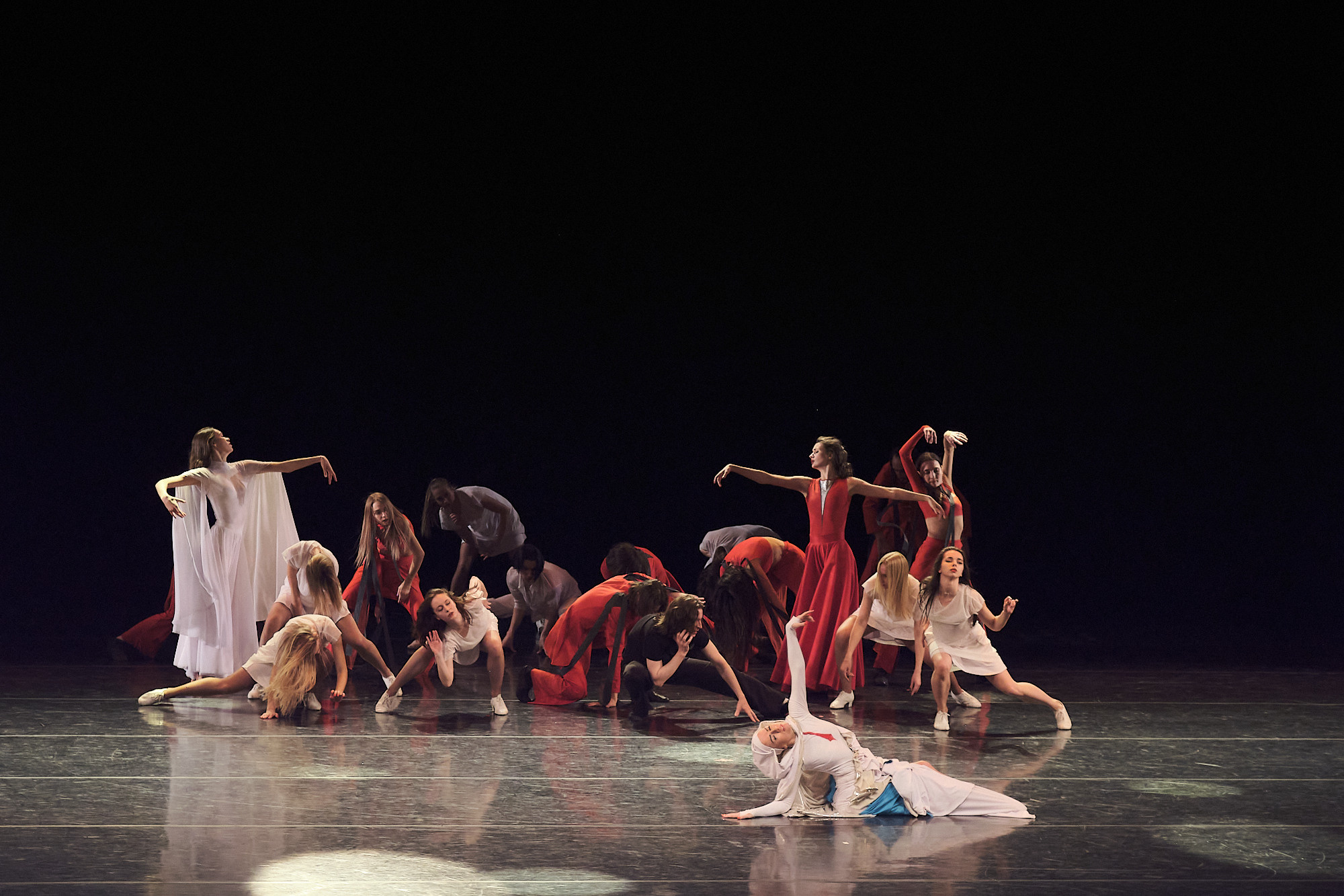 Узники времени, Свободный балет Терешкина