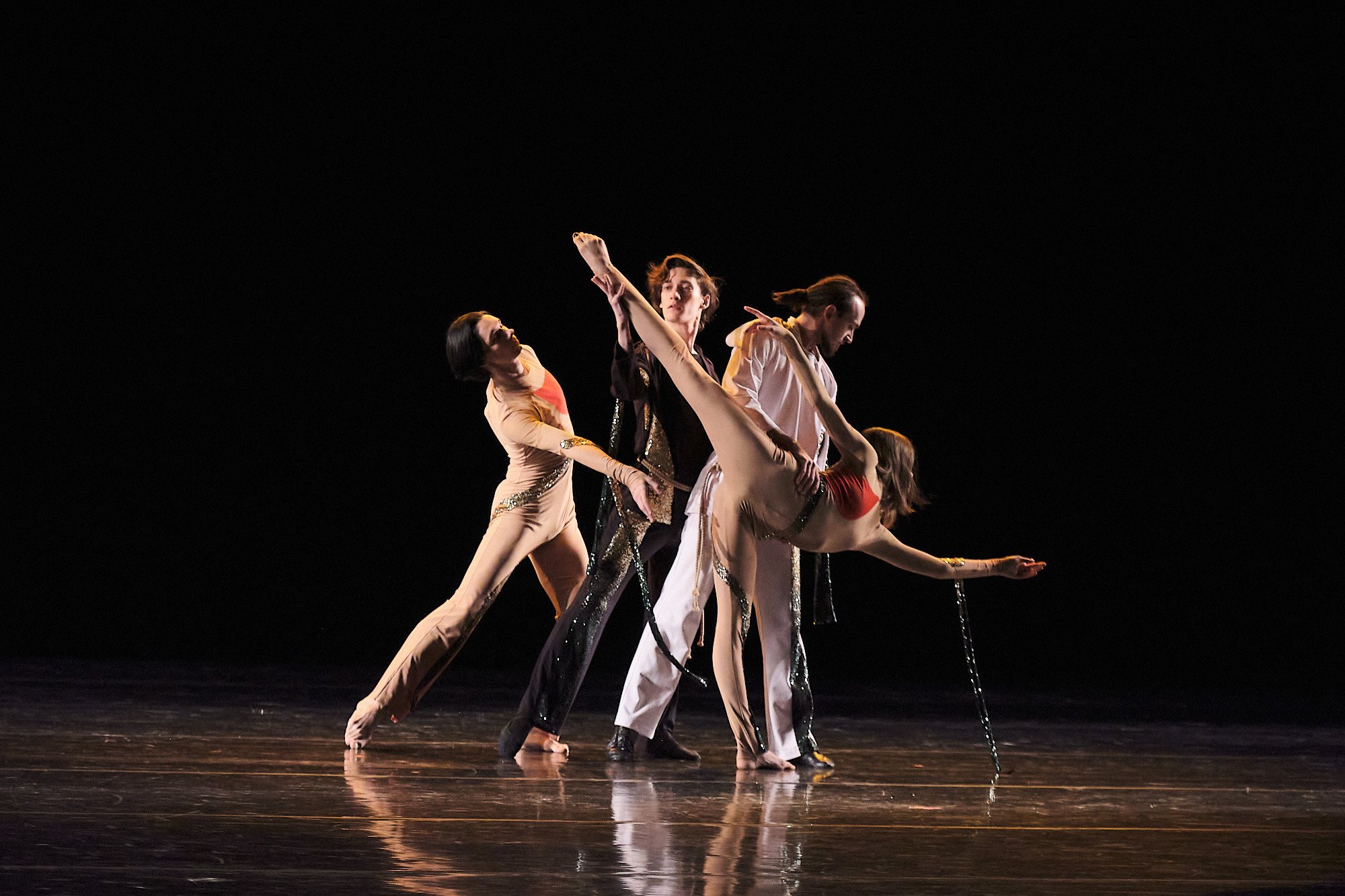 Узники времени, Свободный балет Терешкина