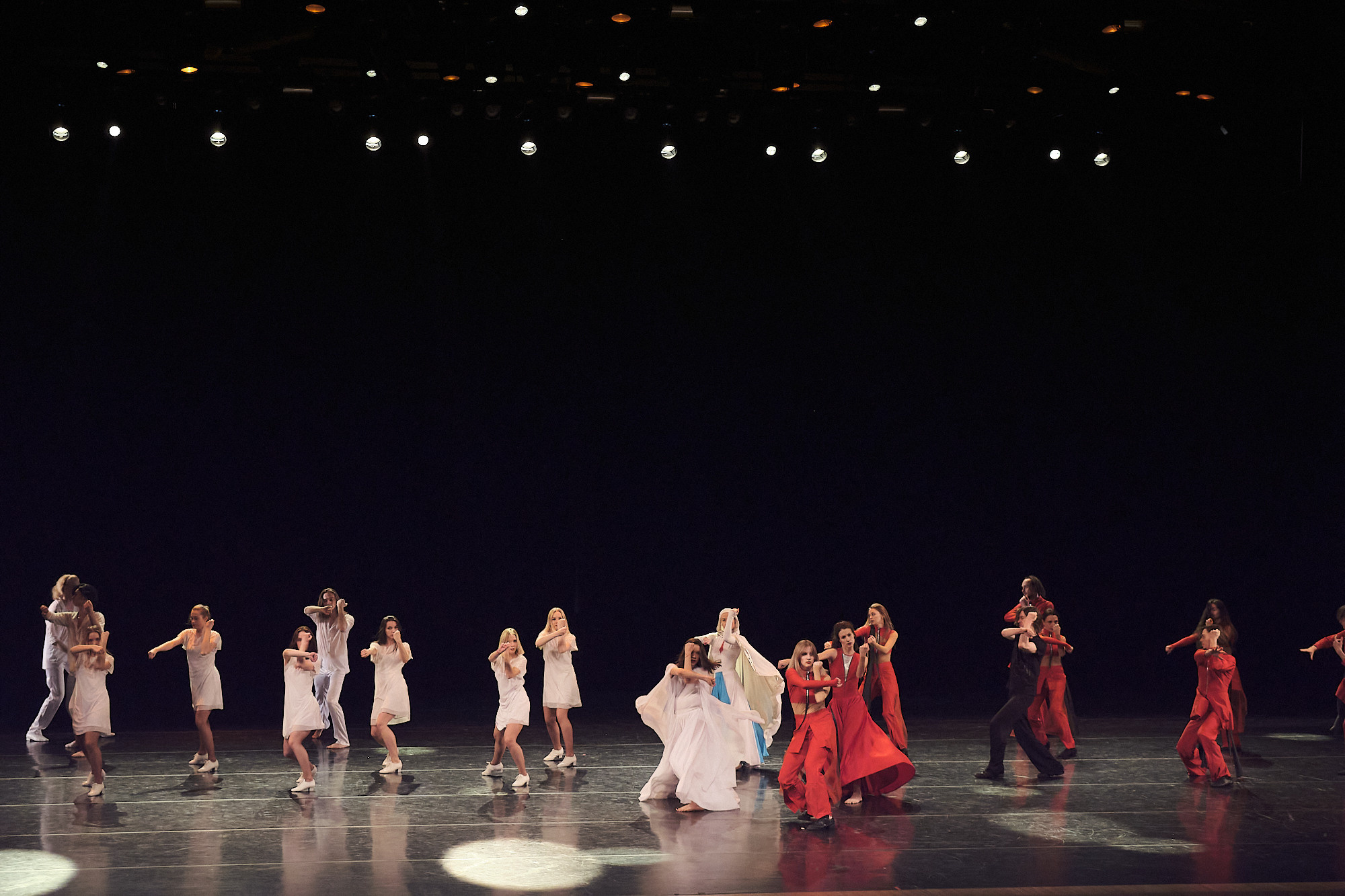 Узники времени, Свободный балет Терешкина