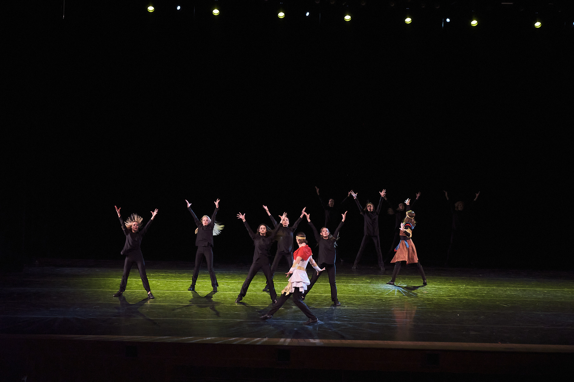 Узники времени, Свободный балет Терешкина