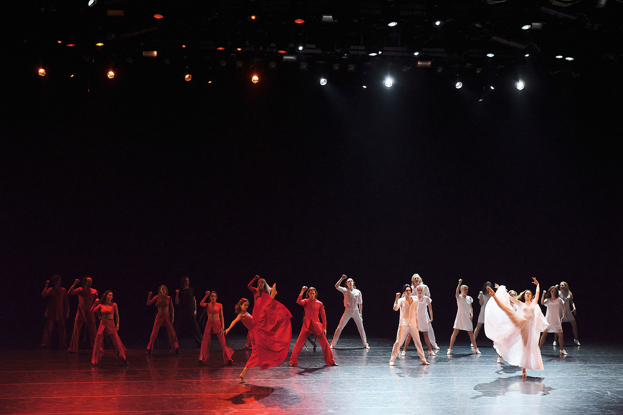 Узники времени, Свободный балет Терешкина