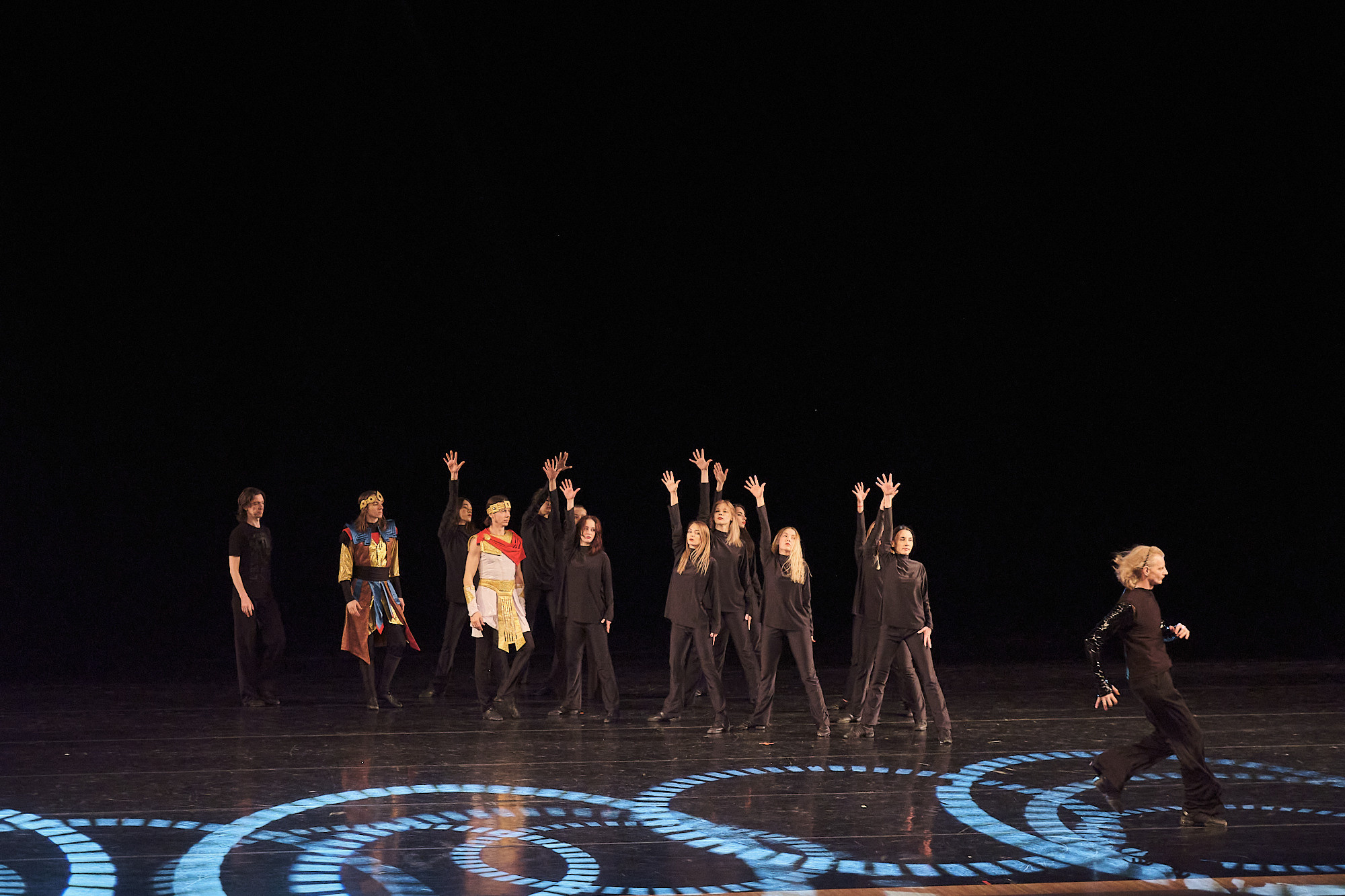 Узники времени, Свободный балет Терешкина