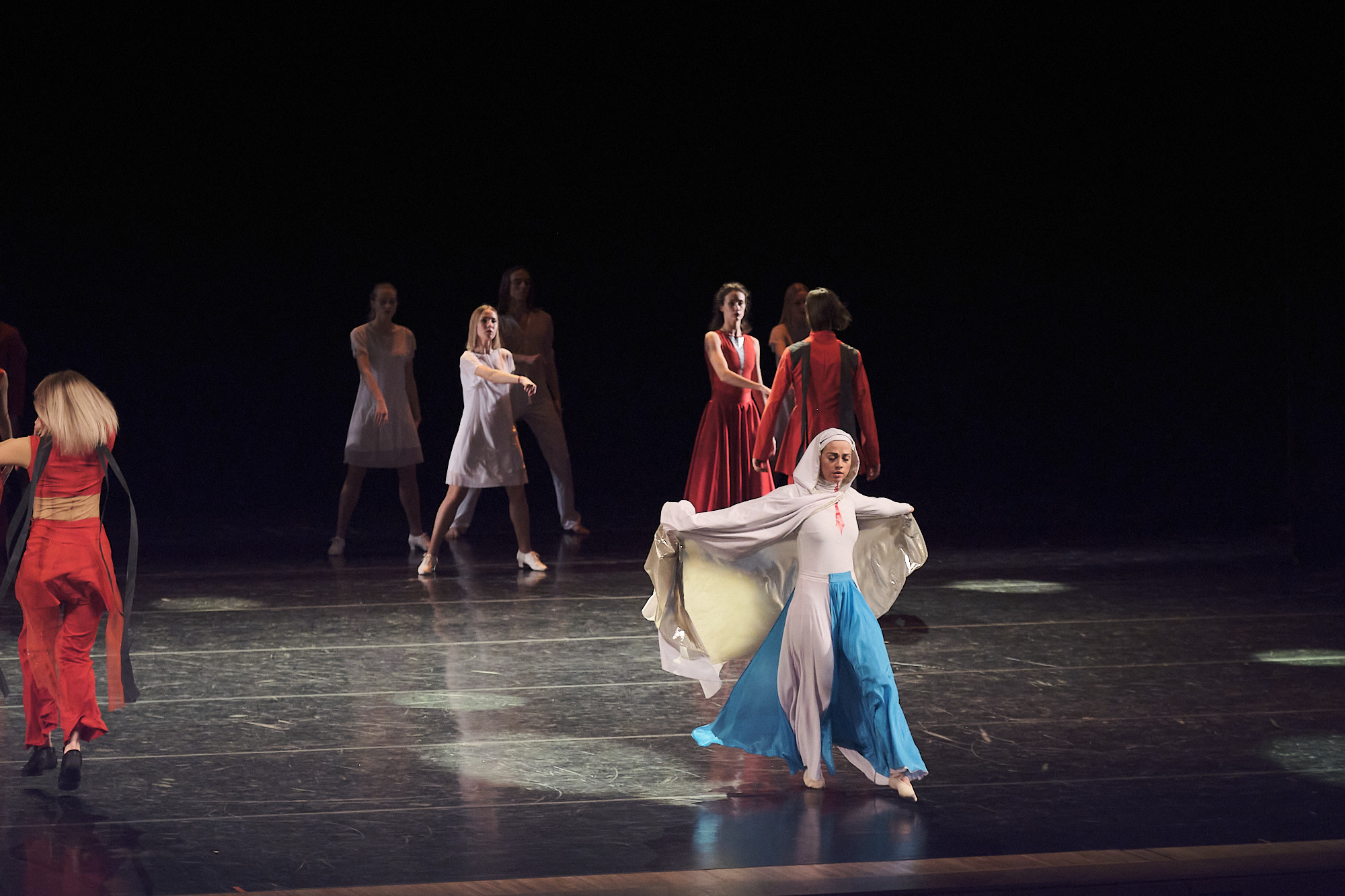 Узники времени, Свободный балет Терешкина