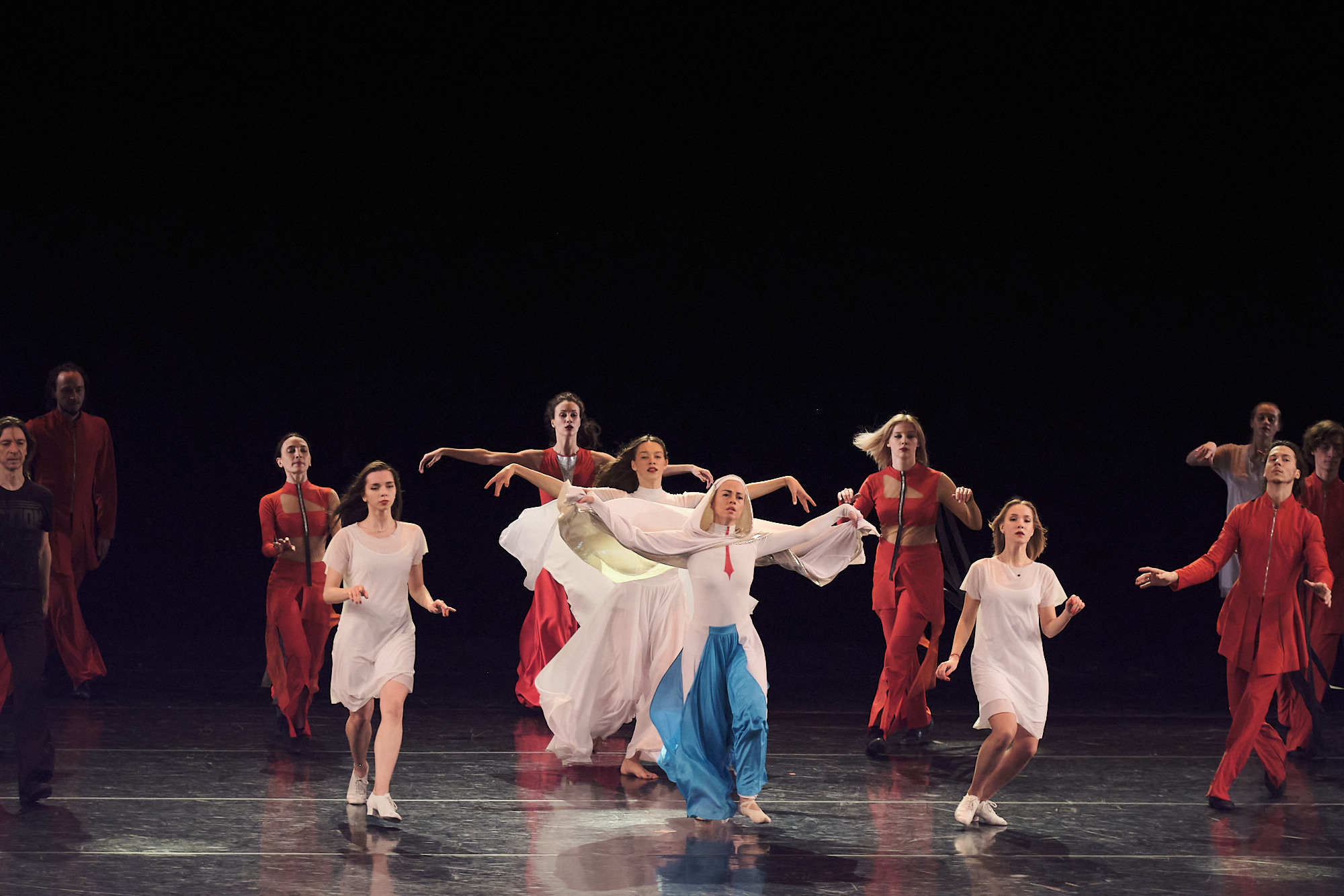 Узники времени, Свободный балет Терешкина