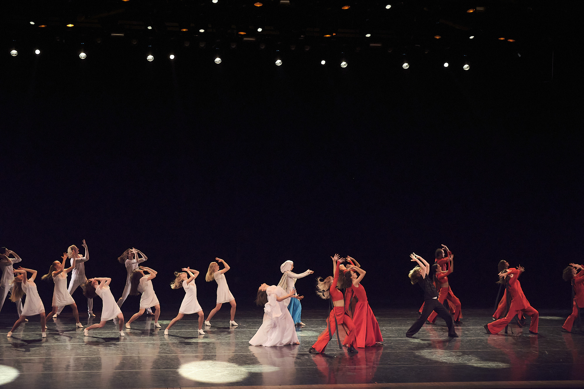 Узники времени, Свободный балет Терешкина