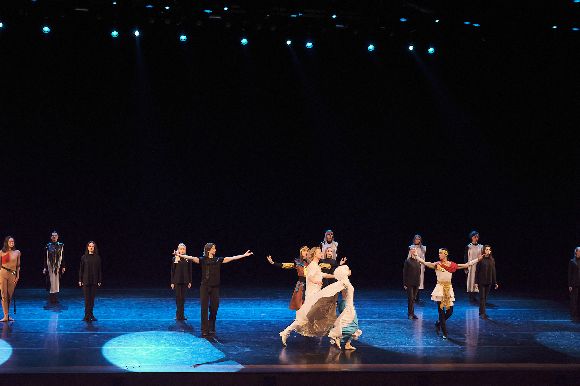 Узники времени, Свободный балет Терешкина