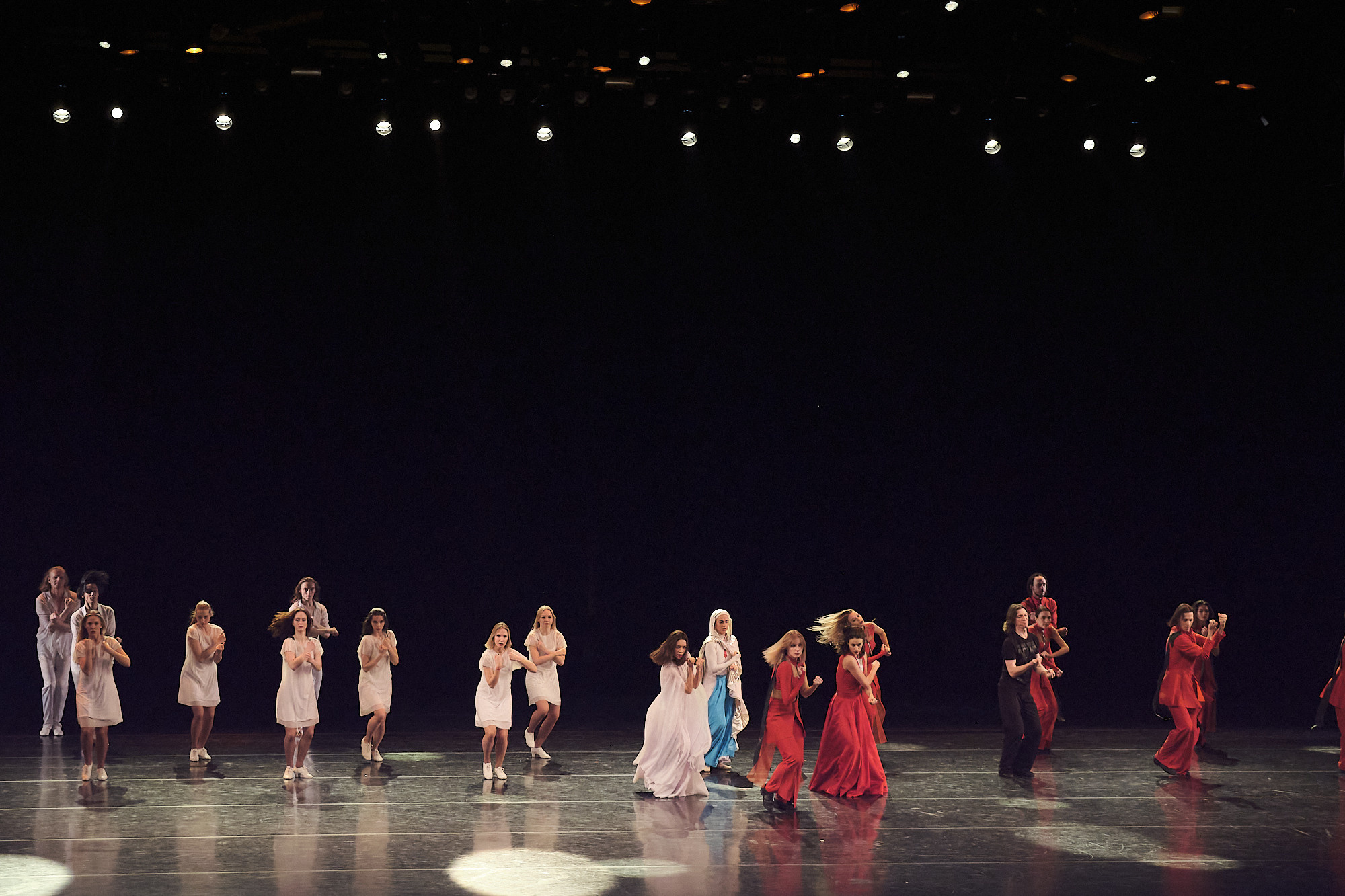 Узники времени, Свободный балет Терешкина