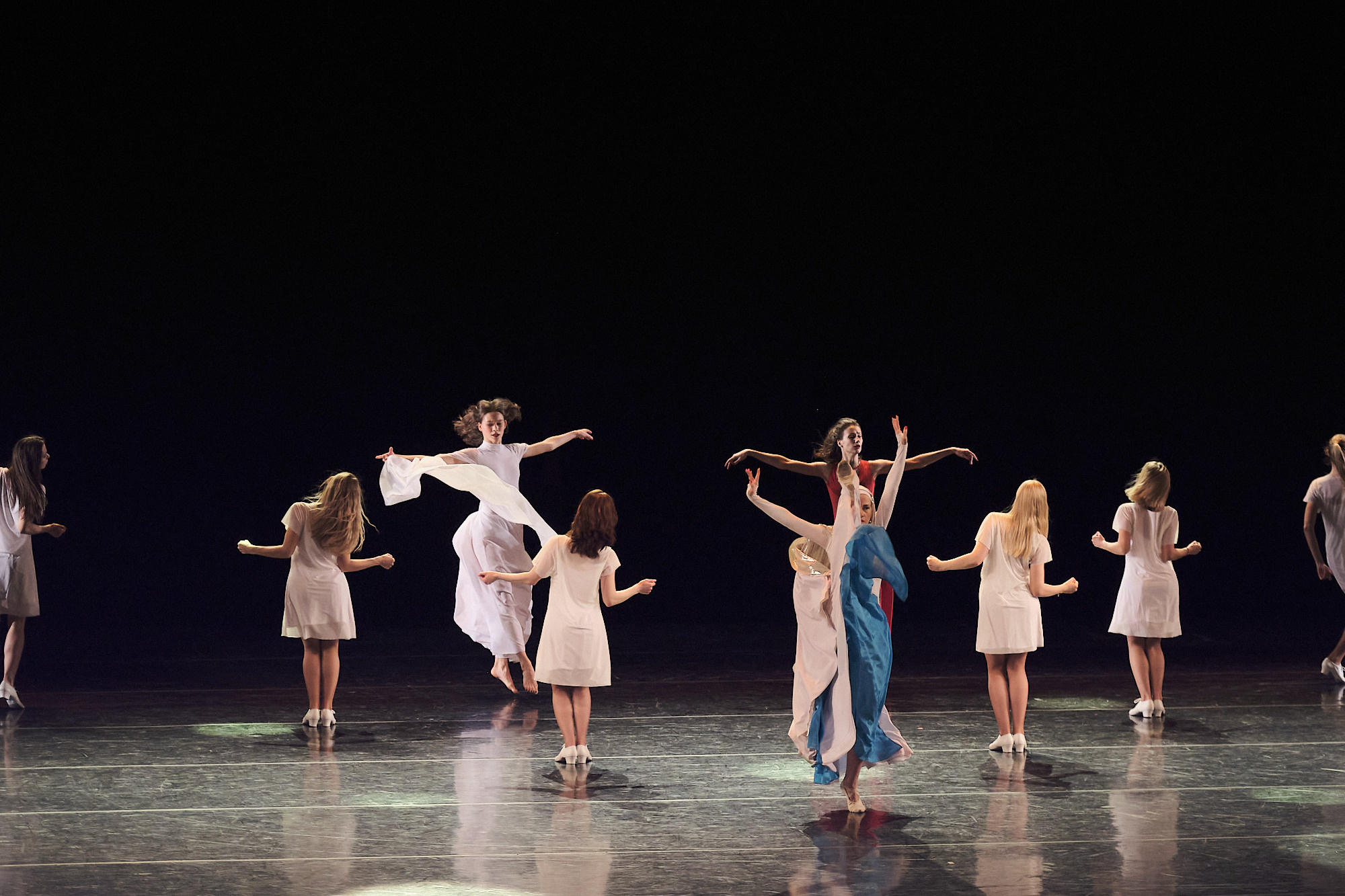 Узники времени, Свободный балет Терешкина