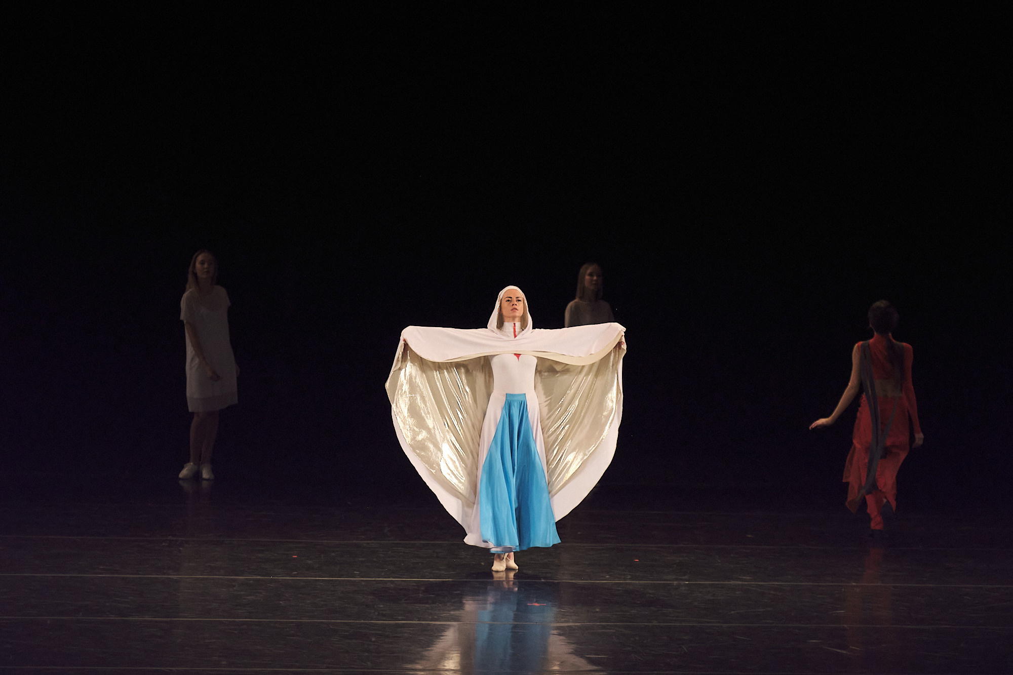 Узники времени, Свободный балет Терешкина