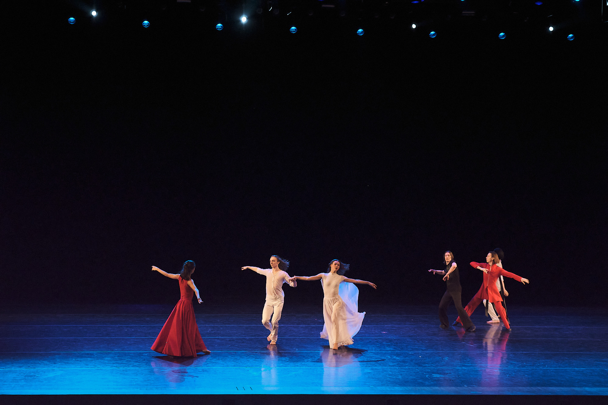 Узники времени, Свободный балет Терешкина