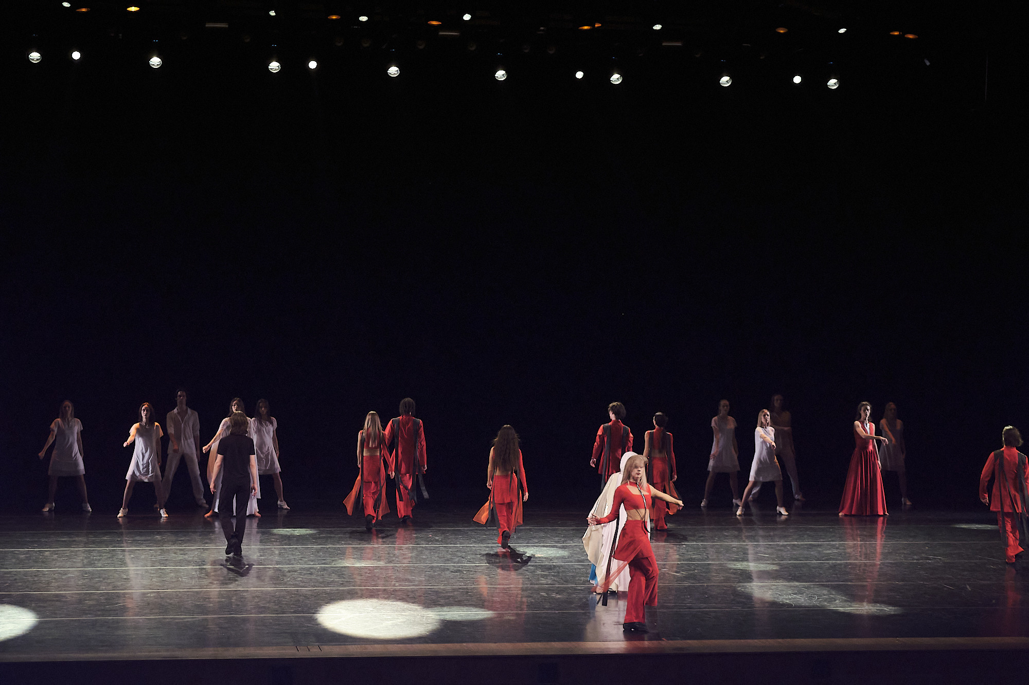 Узники времени, Свободный балет Терешкина