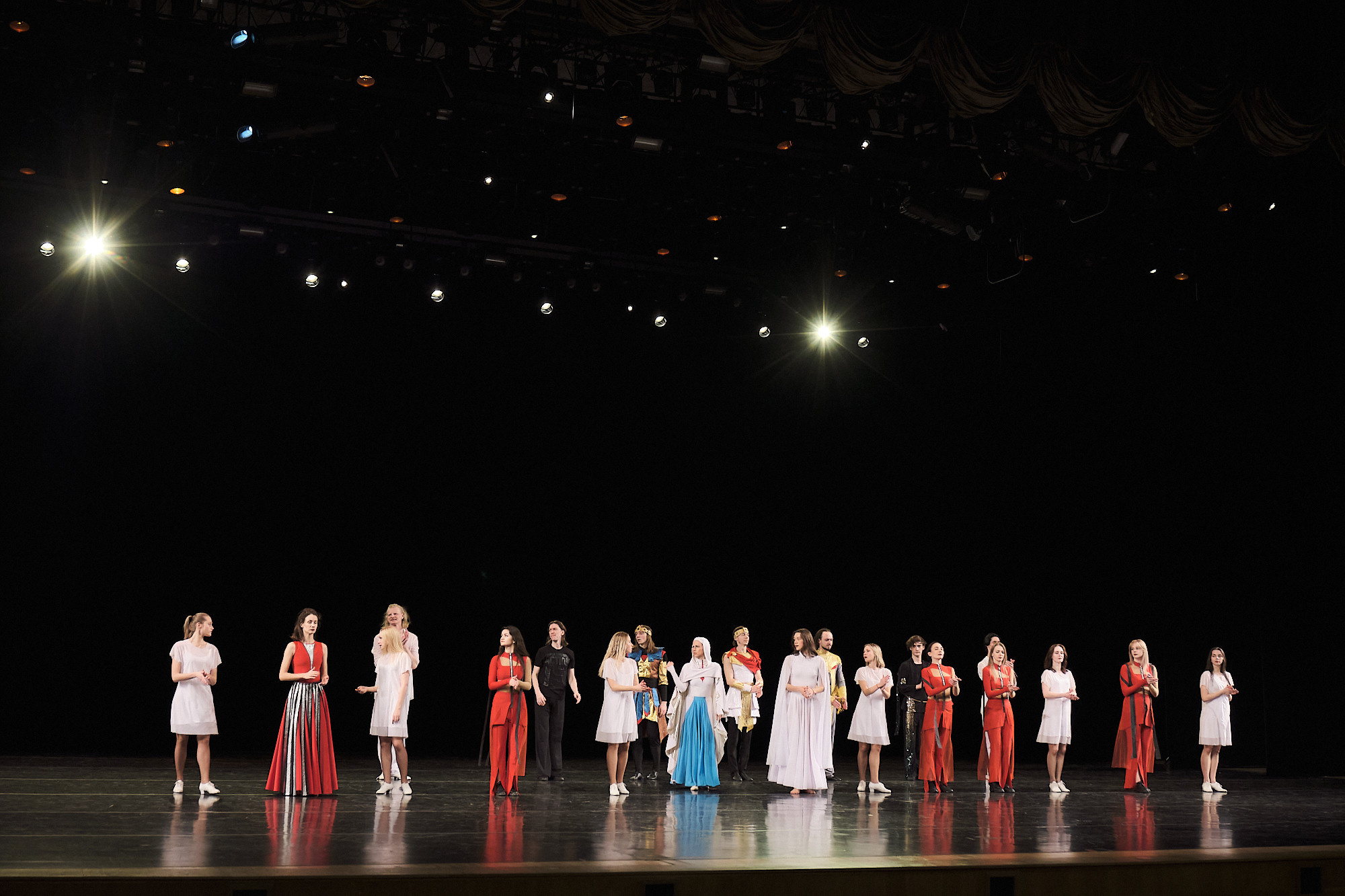 Узники времени, Свободный балет Терешкина