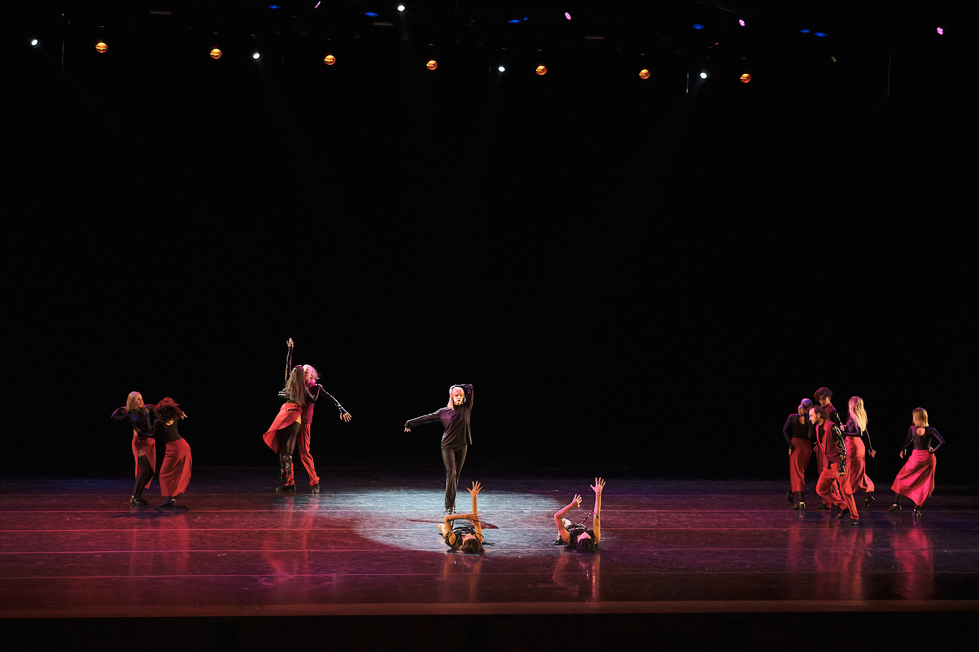 Узники времени, Свободный балет Терешкина