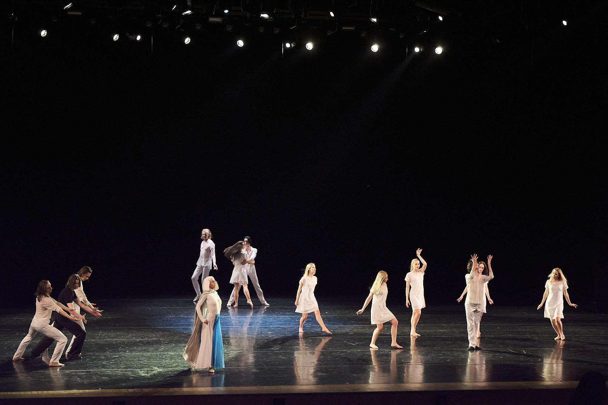 Узники времени, Свободный балет Терешкина