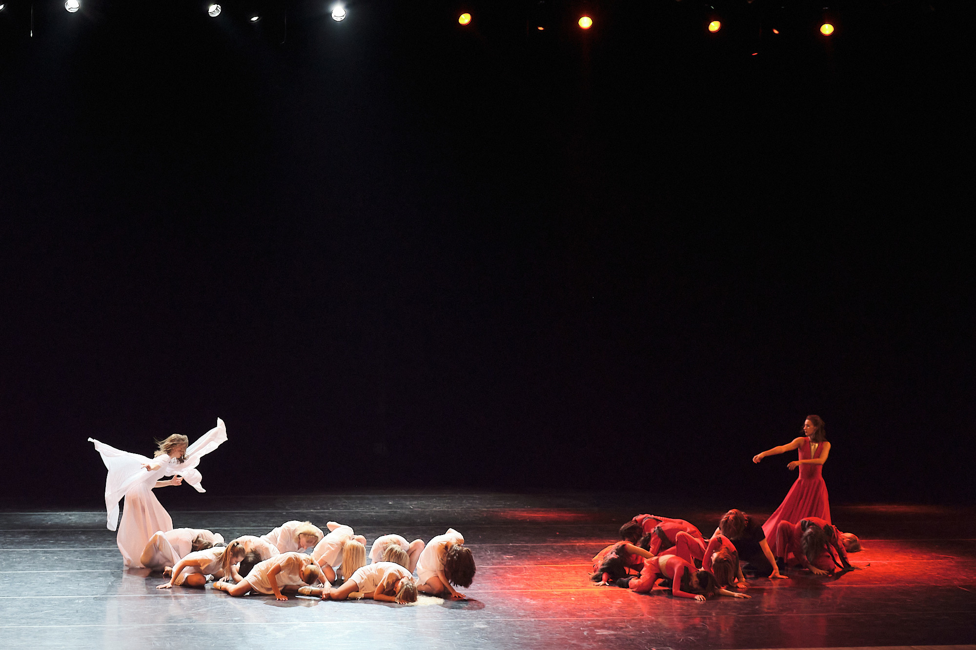 Узники времени, Свободный балет Терешкина