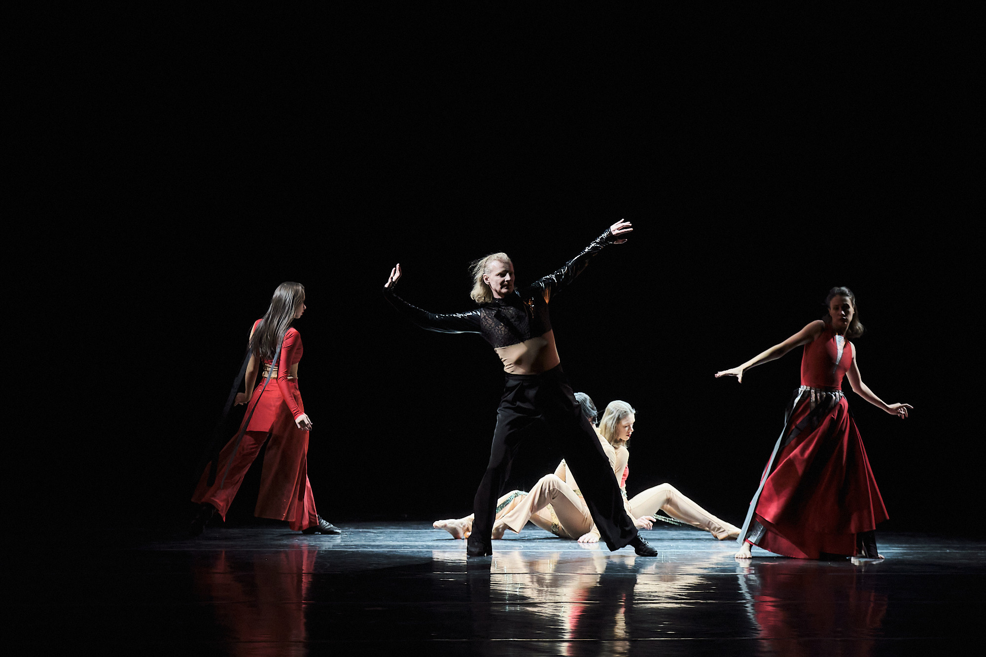 Узники времени, Свободный балет Терешкина