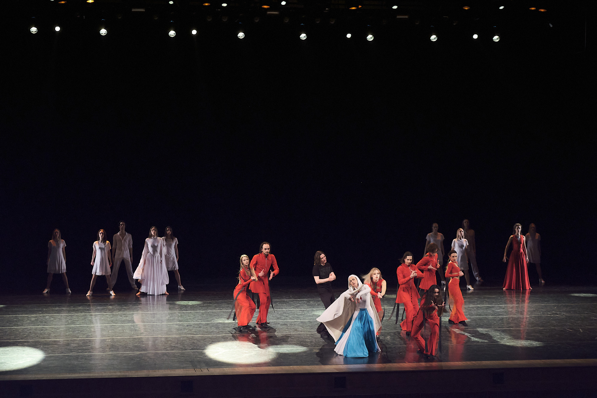 Узники времени, Свободный балет Терешкина