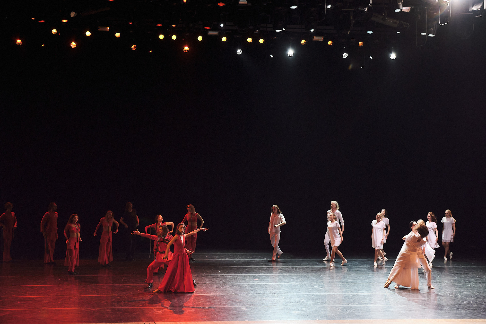 Узники времени, Свободный балет Терешкина